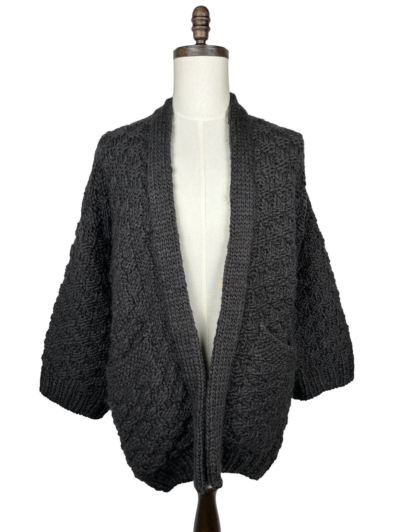FW22 WMV Kimono Cardigan Hand-Knit