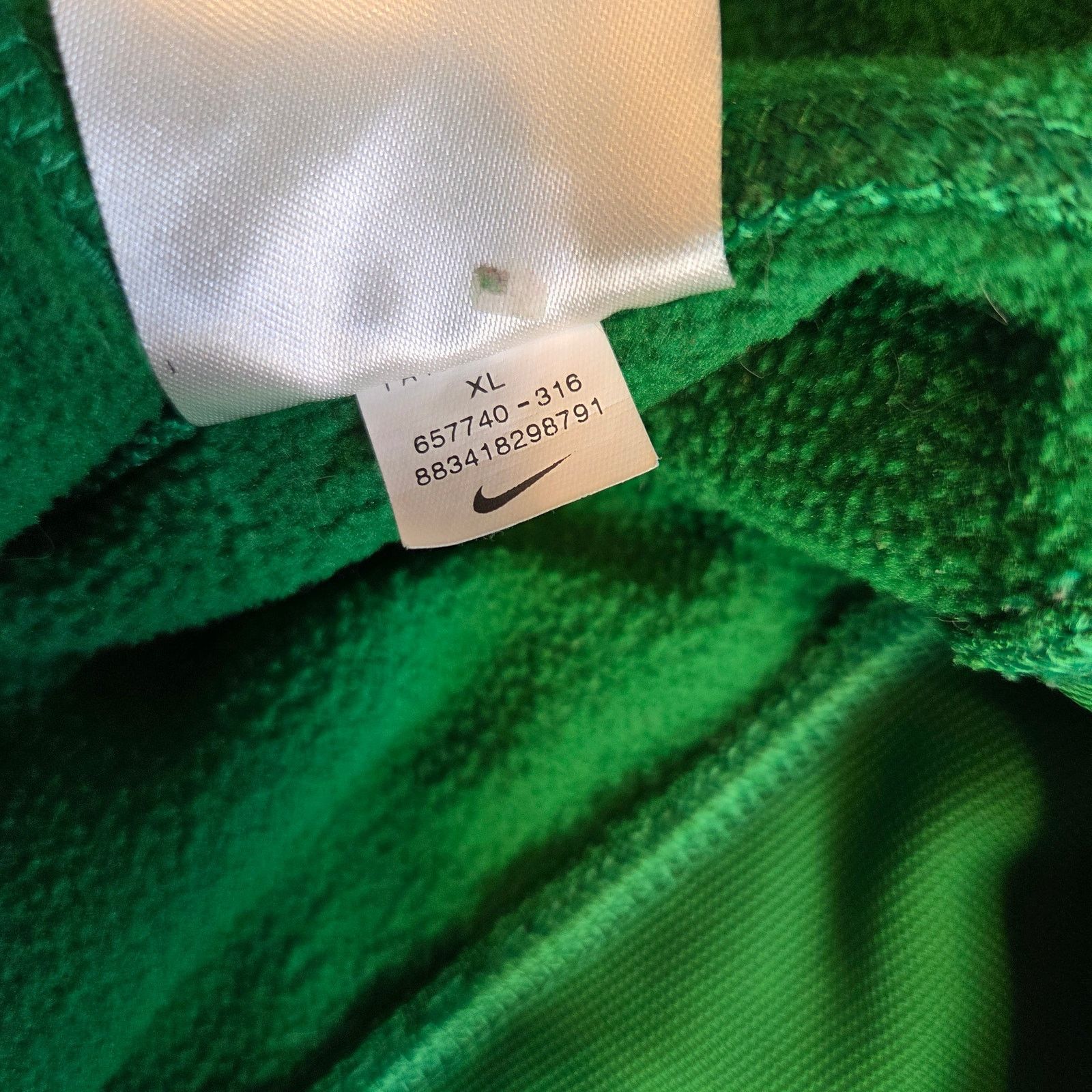 Nike Nike Therma-Fit Hoodie XL Green Rare Insect Graphic Size US XL / EU 56 / 4 - 15 Thumbnail