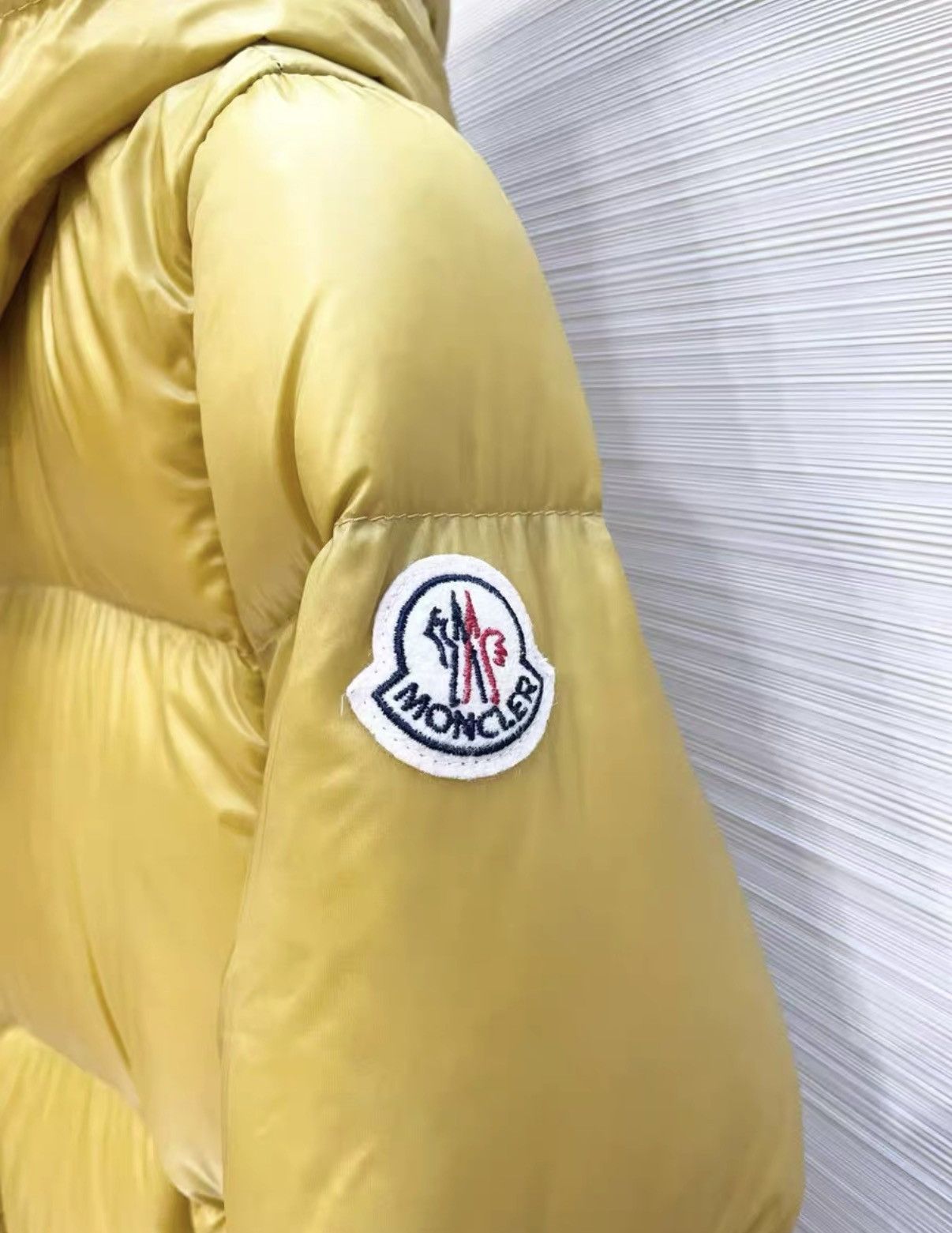 Moncler Moncler Classic Ginger Yellow Hooded Down Coat J33 Size XS / US 0-2 / IT 36-38 - 5 Thumbnail