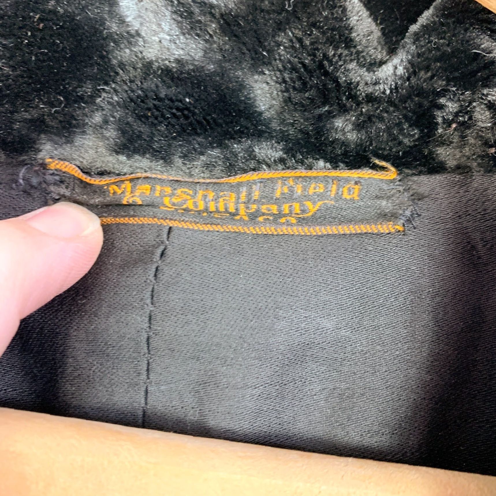 Vintage VINTAGE Marshall Field's Coat Chicago 1920s Black Velvet Overcoat S/M Velvet Coat 1920s Mens Womens Size S / US 4 / IT 40 - 3 Thumbnail