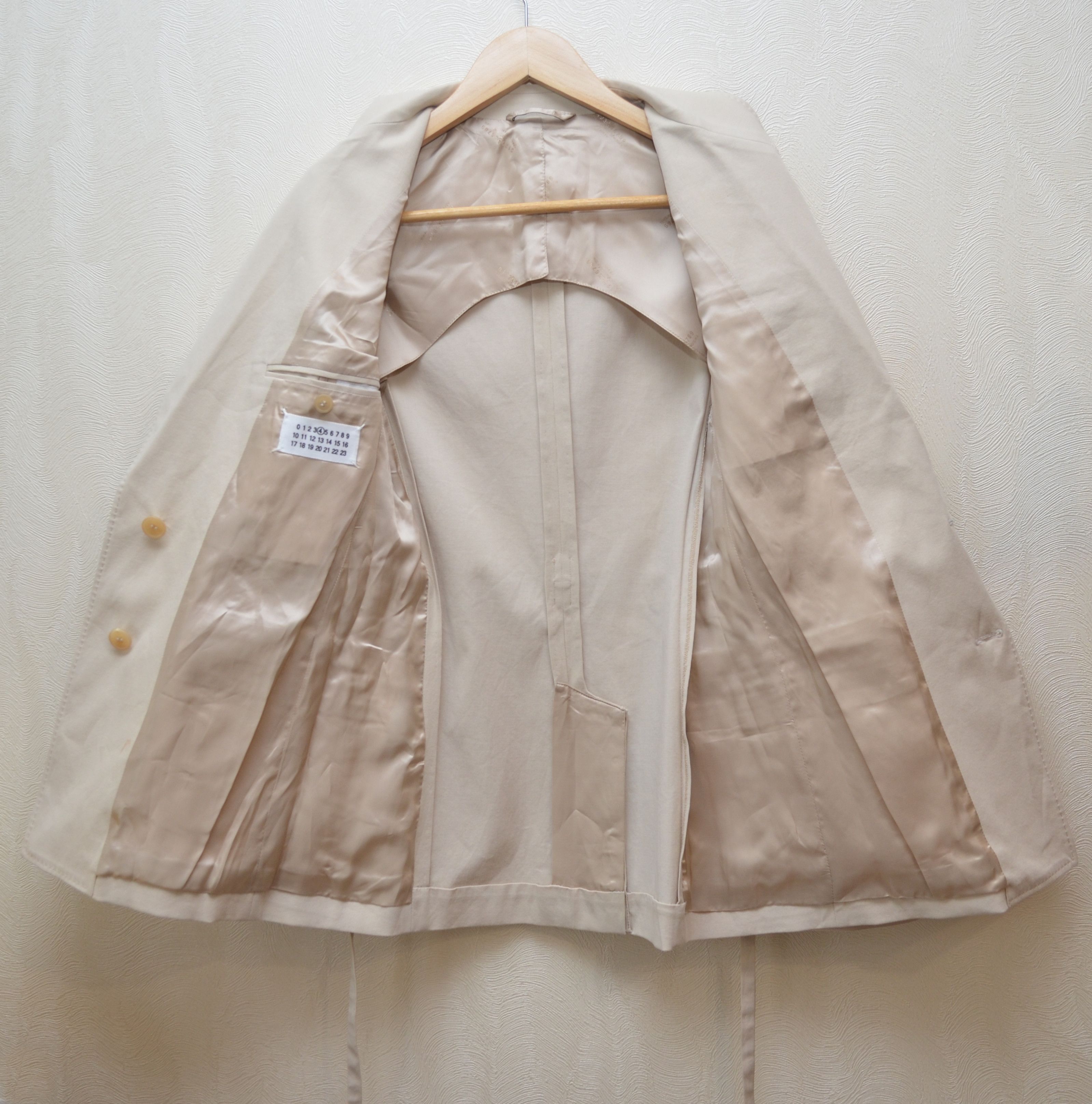 Maison Margiela MM4 Maison Martin Margiela 4 Archive Blazer SS10 Beige RARE Size XS / US 0-2 / IT 36-38 - 13 Thumbnail