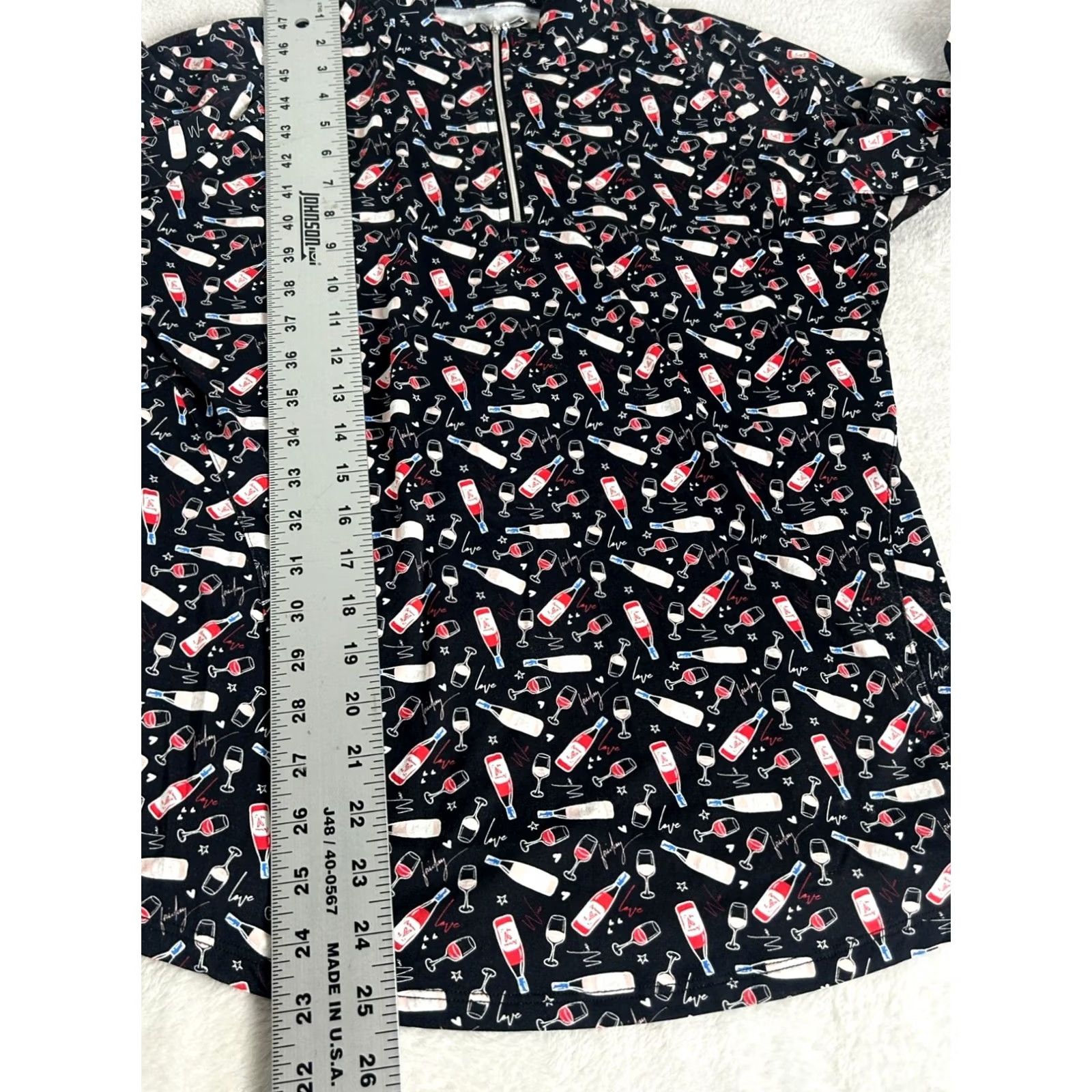 Vintage Sport Haley Top Medium 1/4-Zip Performance Cheers To Us Wine Bottle Print Womens Size M / US 6-8 / IT 42-44 - 7 Thumbnail