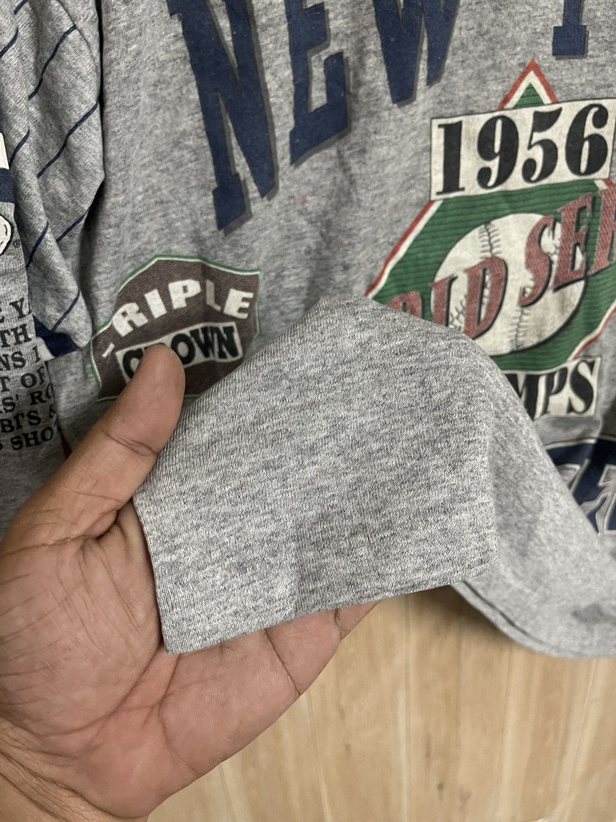 New York Yankees Vintage 80’s New York Yankees Baseball T shirt Thrashed XL Size US XL / EU 56 / 4 - 7 Thumbnail