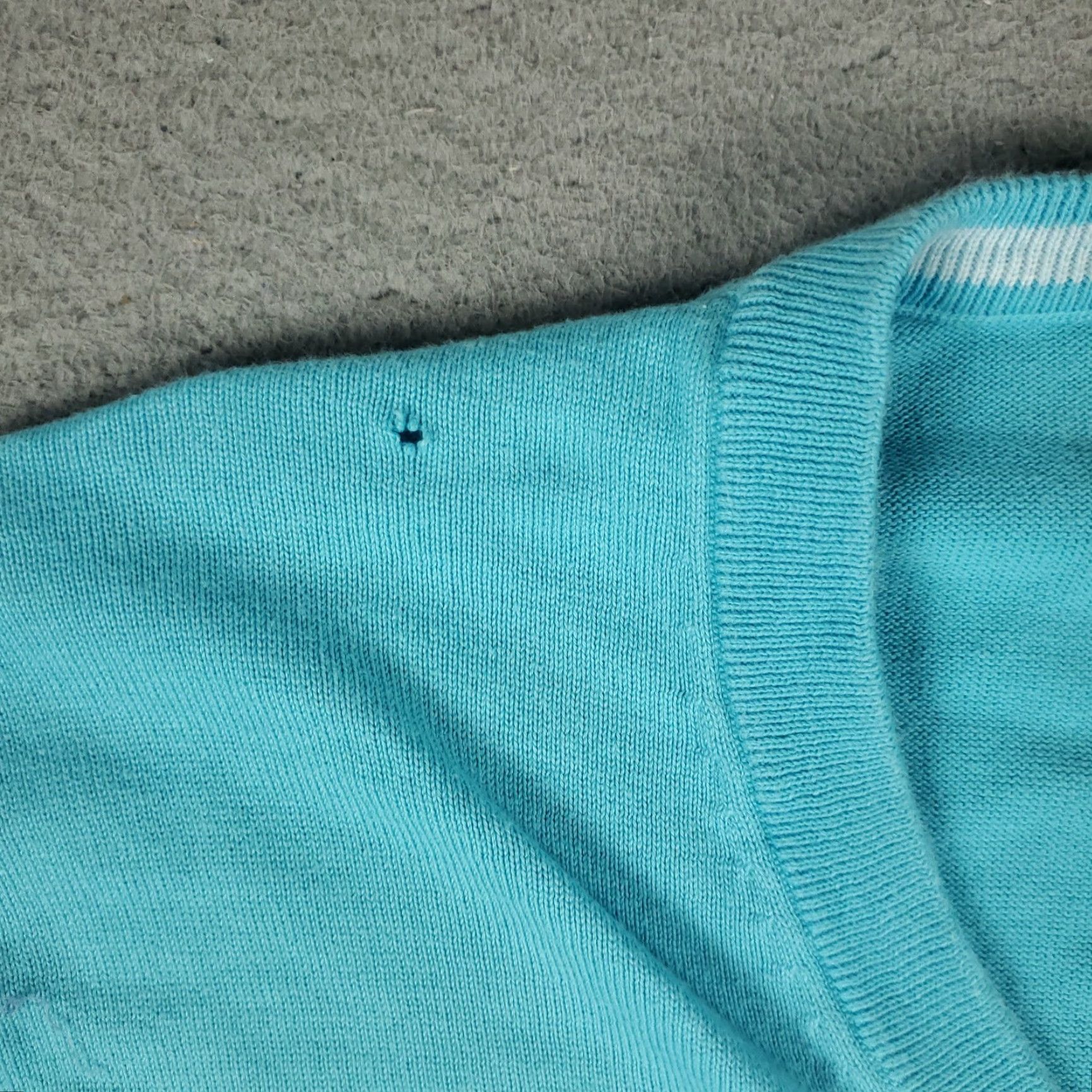 Brooks Brothers VINTAGE Brooks Brothers Sweater Pullover XL Men Blue Knit V-Neck Casual Traditional Size US XL / EU 56 / 4 - 3 Thumbnail