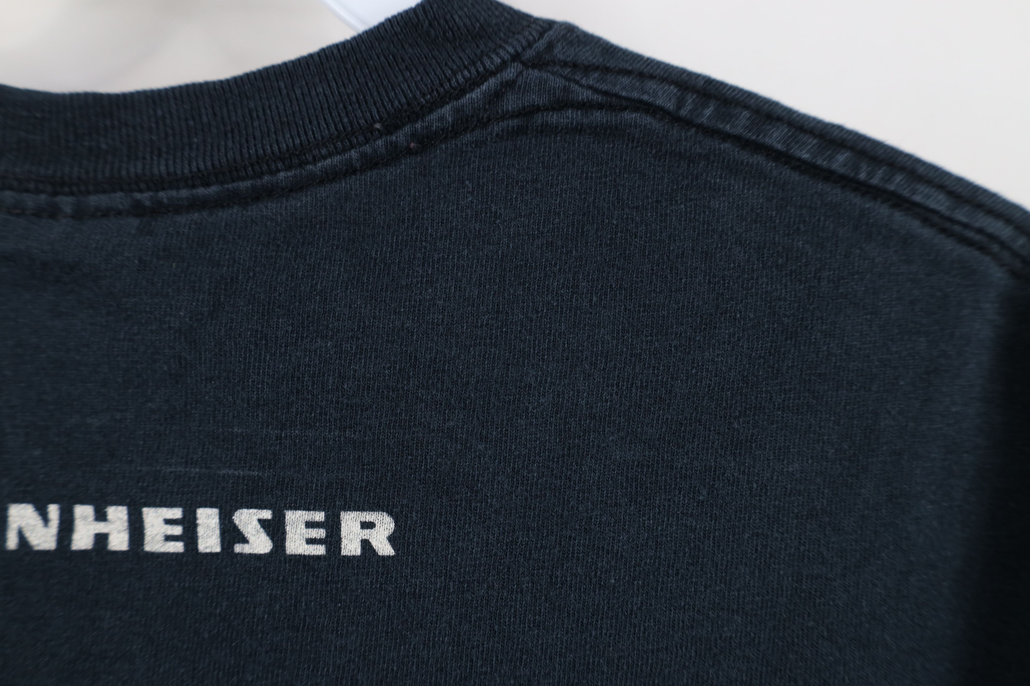 Vintage Vintage 90s Y2K Spell Out Sennheiser Music T-Shirt Black Size US M / EU 48-50 / 2 - 14 Thumbnail