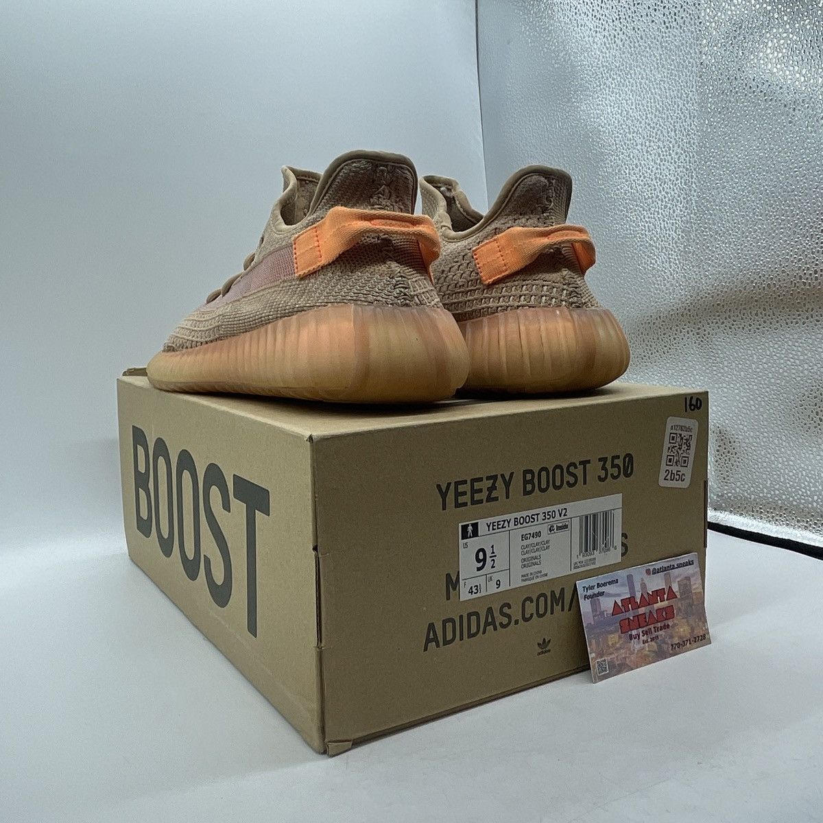 Adidas Yeezy boost 350 clay Size US 9.5 / EU 42-43 - 4 Thumbnail