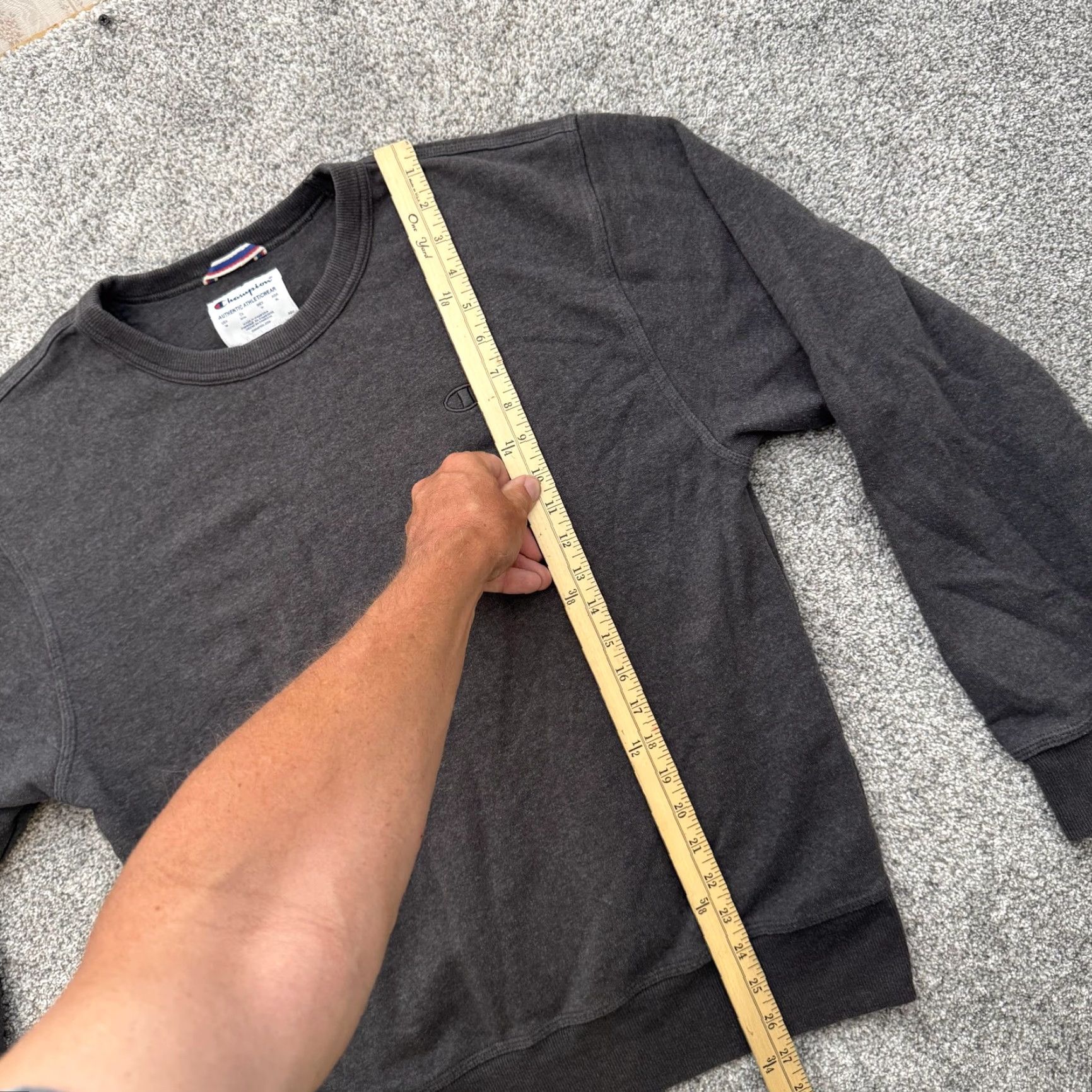 Champion Champion Sweatshirt Mens Medium Crewneck Pullover Black Embroidered Athleisure Size US M / EU 48-50 / 2 - 2 Thumbnail