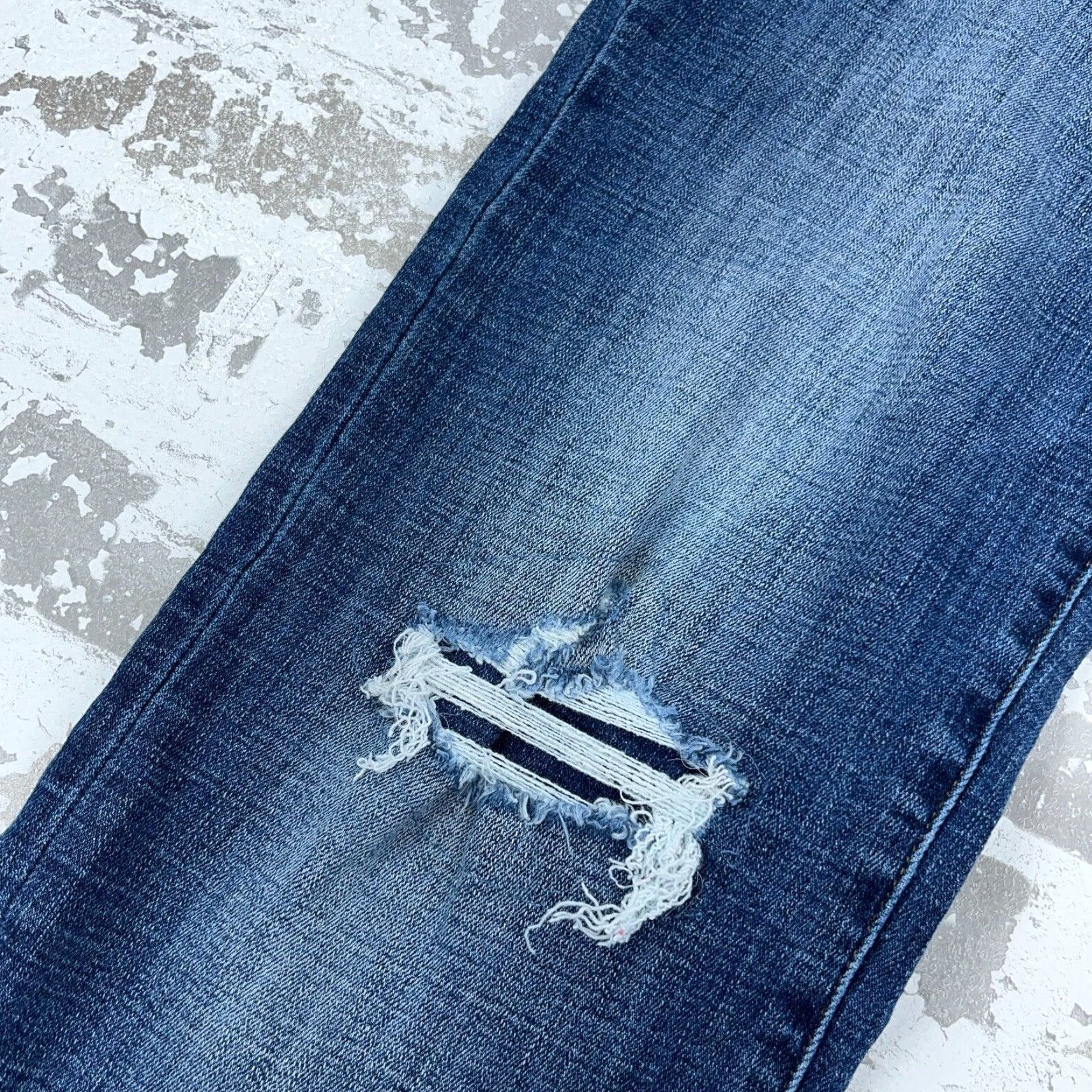 American Eagle Outfitters American Eagle Jeans Men 30x34 Slim Straight Leg Next Level Stretch Dark Holes Size US 30 / EU 46 - 7 Thumbnail