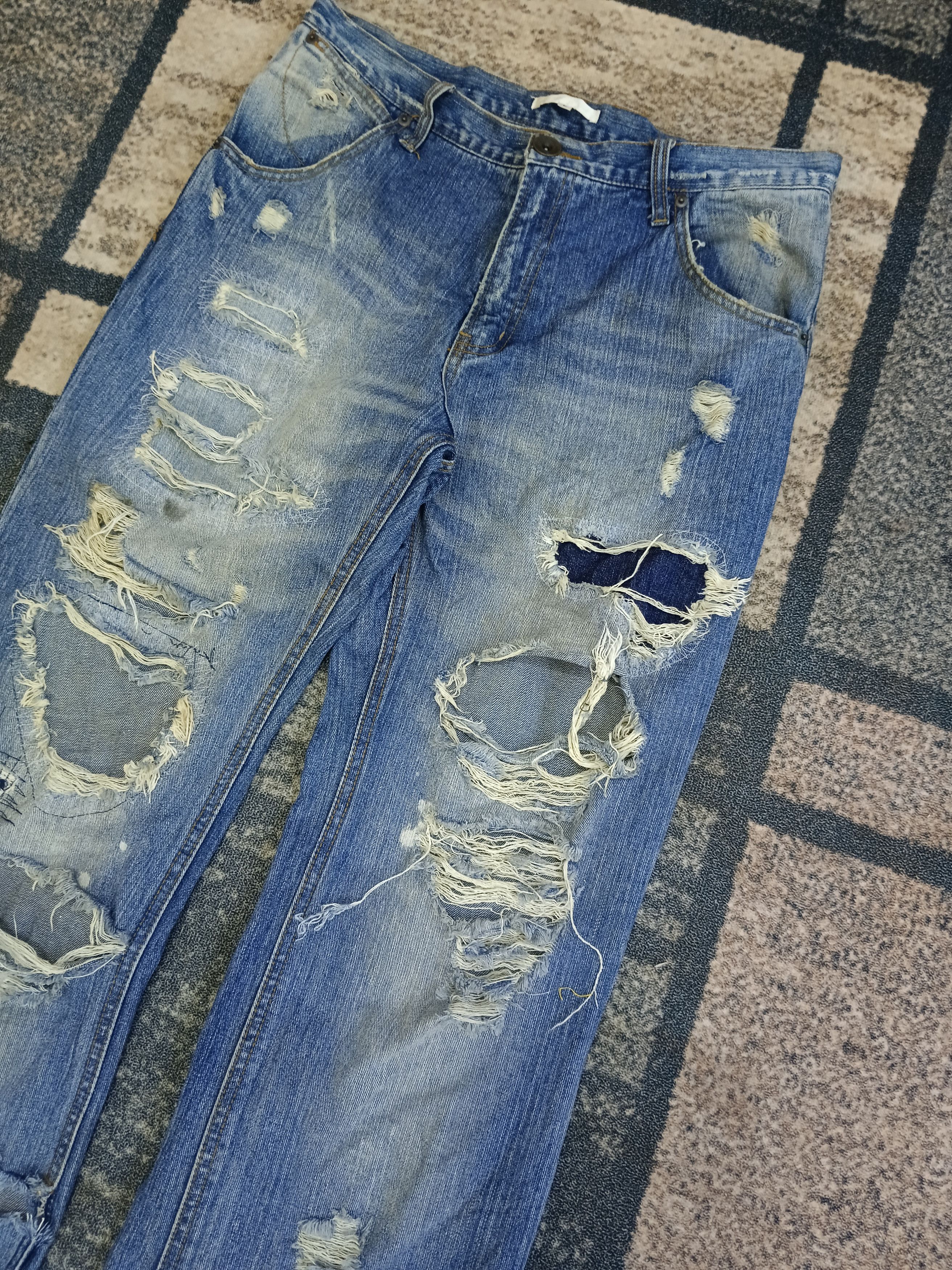 Japanese Brand SICK RIPED EXHIBITIONIST DENIM PANTS Size US 32 / EU 48 - 4 Thumbnail