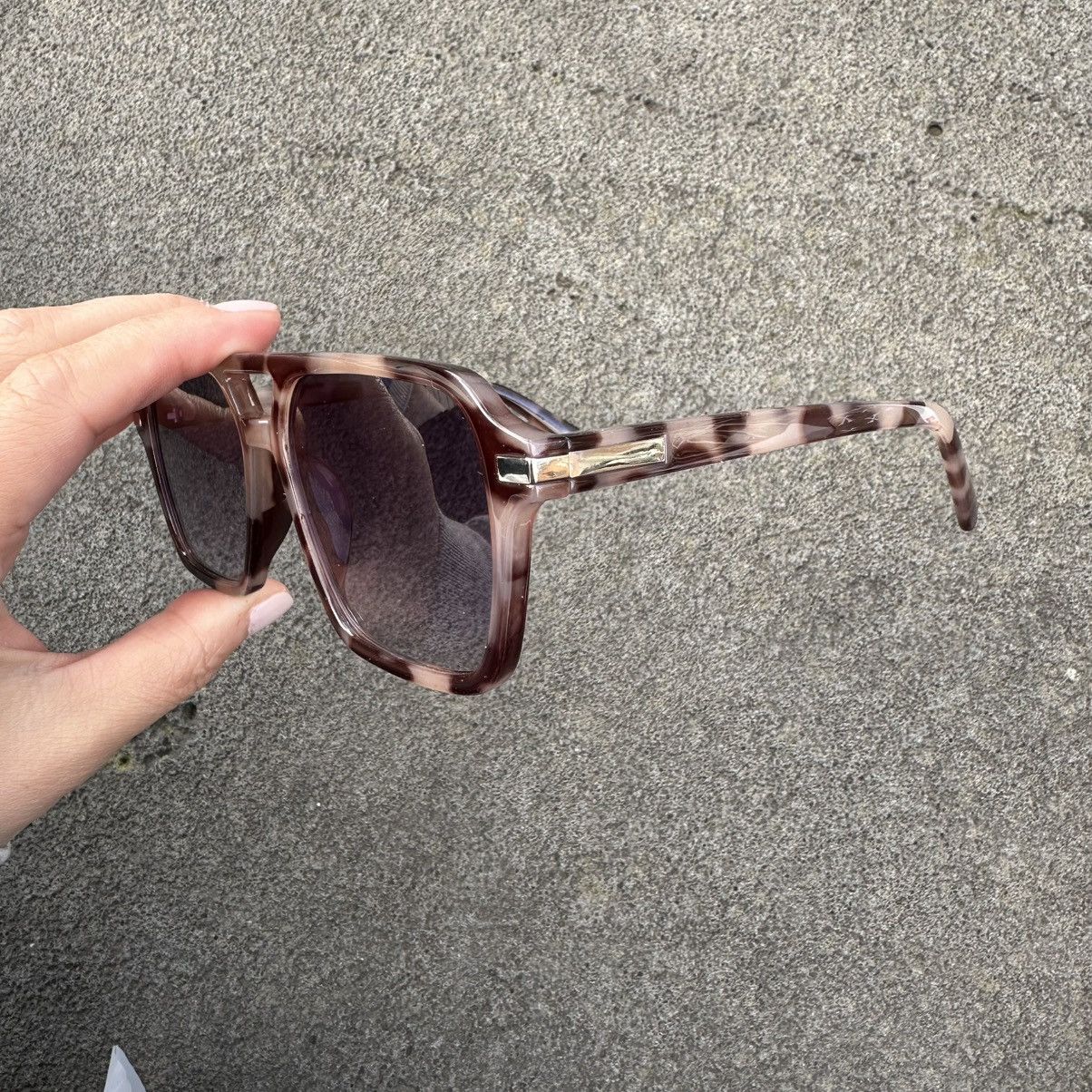 Other SUNGLASSES BRAND NEW CLASSIC RETRO VINTAGE YT8822-01 Size ONE SIZE - 2 Thumbnail