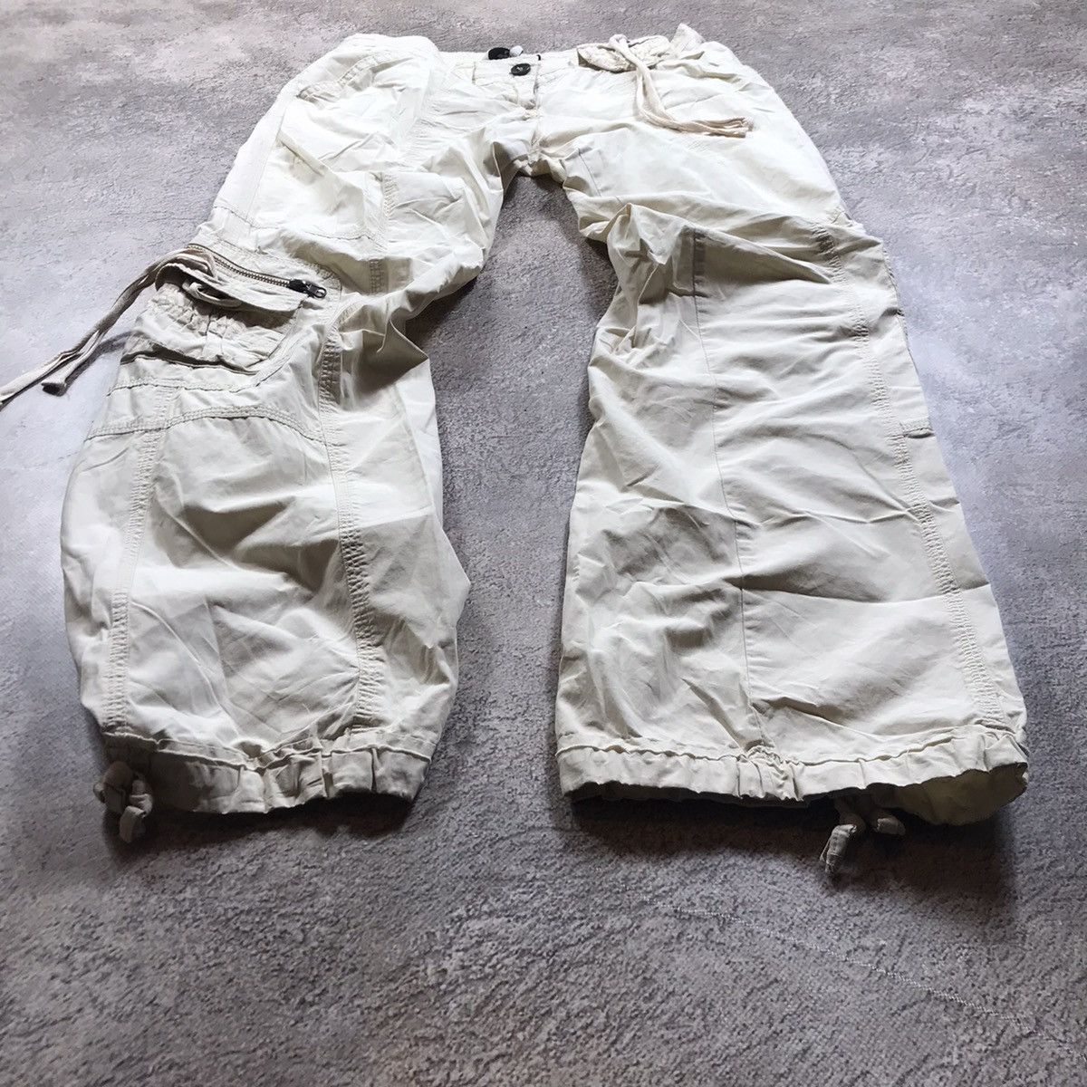 Vintage Vintage 90s Y2K Baggy Cargo Pants Distressed Streetwear 28 Size 28" / US 6 / IT 42 - 1 Thumbnail