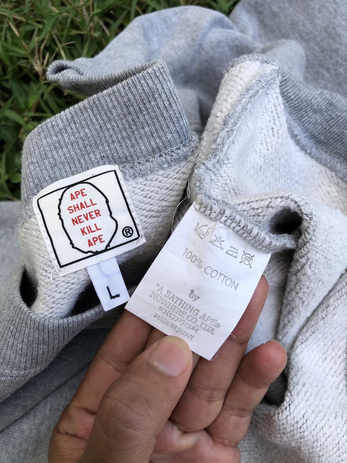 Bape × Vintage Bathing Ape Crewneck Size US L / EU 52-54 / 3 - 7 Thumbnail