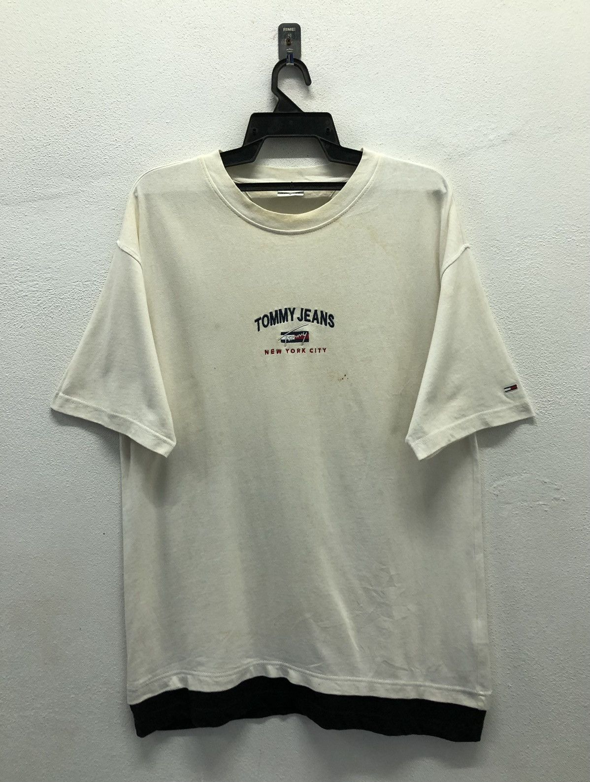 Tommy Jeans Vintage Tommy Jeans New York City T-Shirt Size US M / EU 48-50 / 2 - 1 Thumbnail