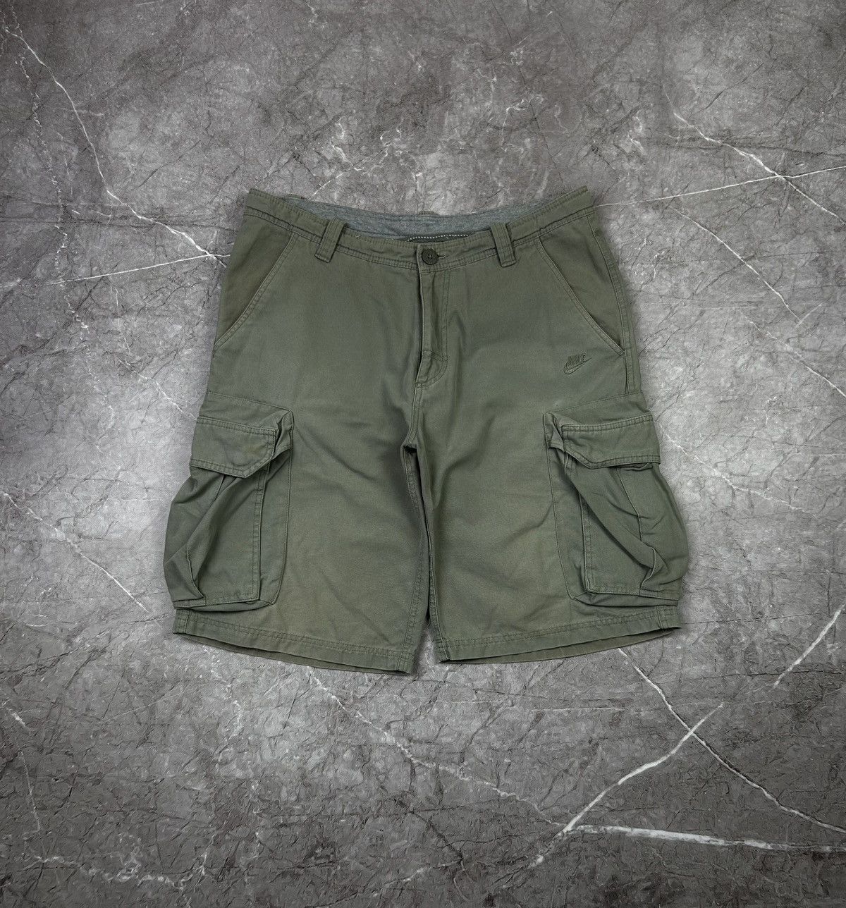 Nike × Vintage Nike vintage cargo shorts size 34 Size US 34 / EU 50 - 1 Thumbnail