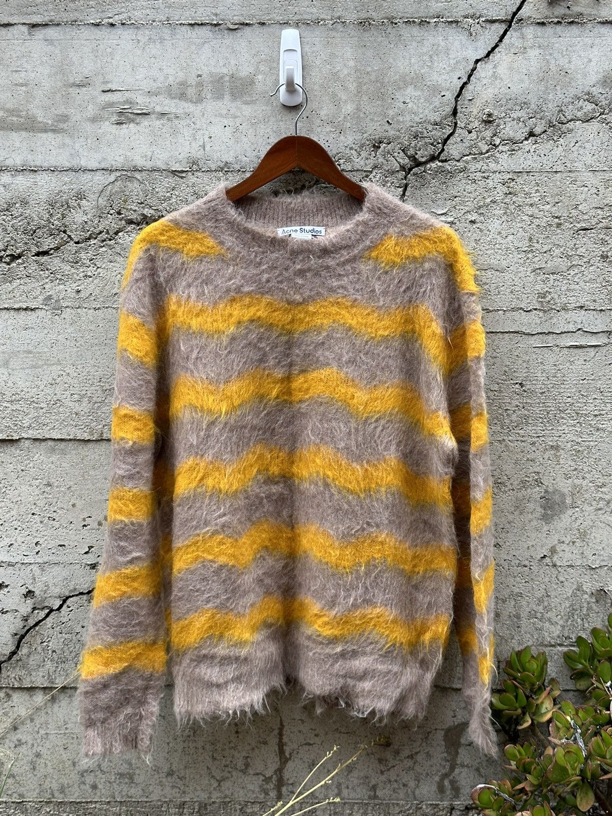 Acne Studios RARE GRAIL Acne Studios shaggy swirl mohair sweater Size US S / EU 44-46 / 1 - 2 Thumbnail