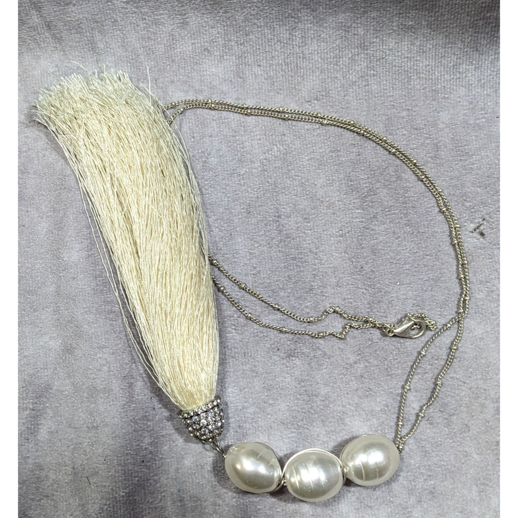 Other Chunky Glam Faux Pearl Rhinestone Tassel Necklace Size ONE SIZE - 12 Thumbnail