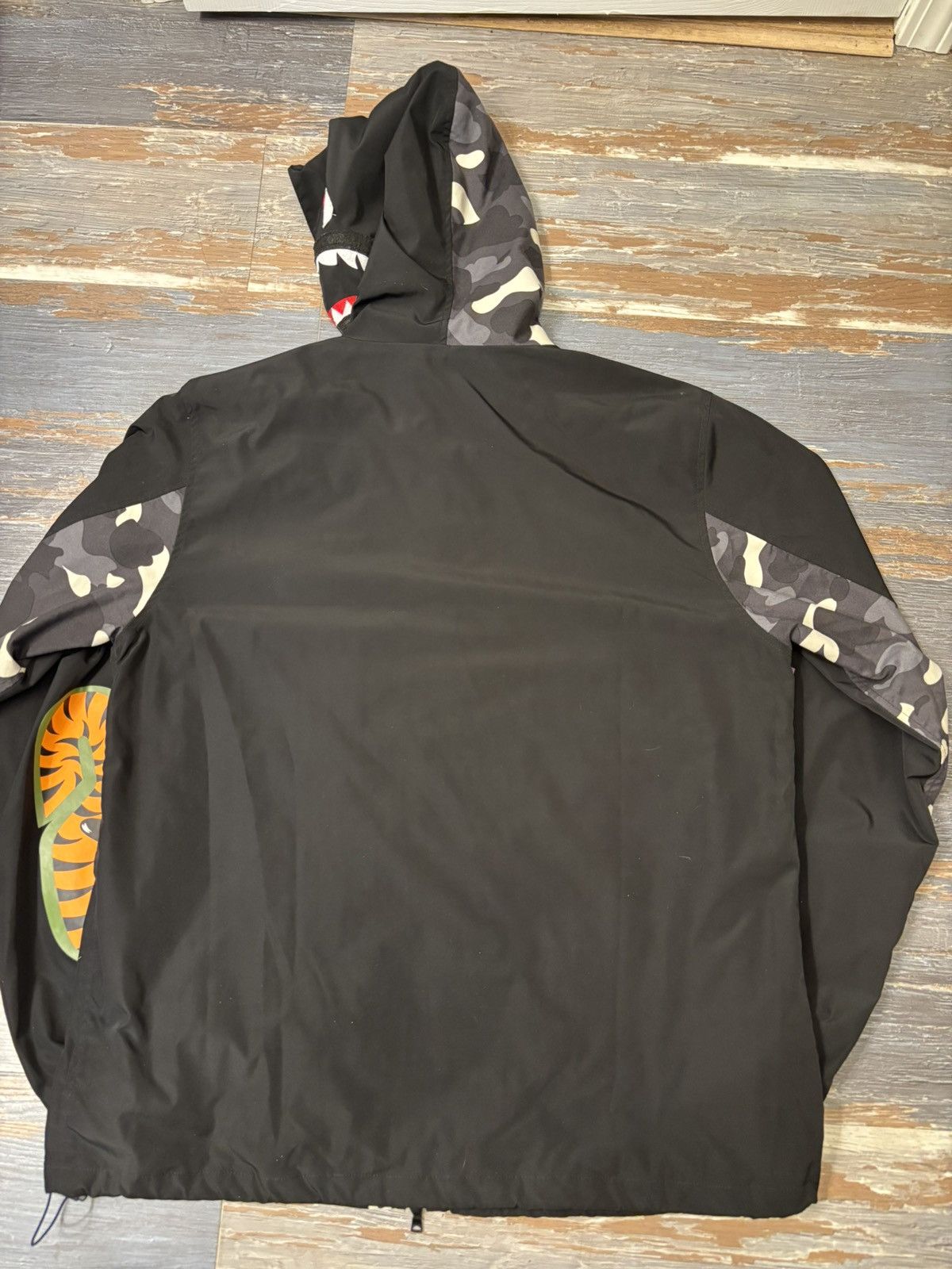 Bape Bape Glow in The Dark City Camo Shark Jacket Size US XL / EU 56 / 4 - 5 Thumbnail