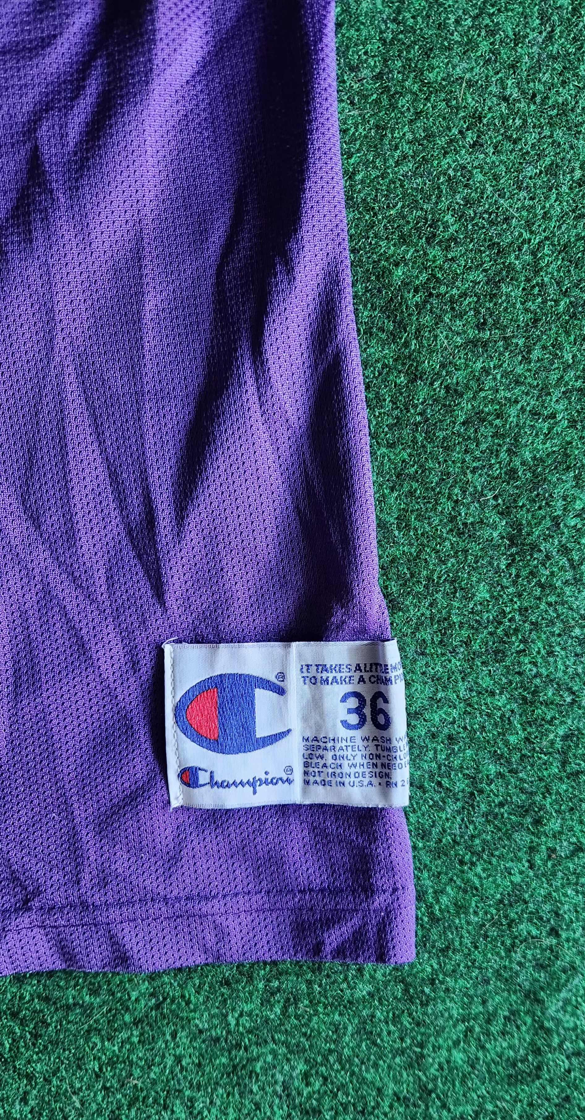 Champion × Vintage Vintage Champion Utah Jazz Karl Malone Men Size Small 36 Size US S / EU 44-46 / 1 - 4 Thumbnail