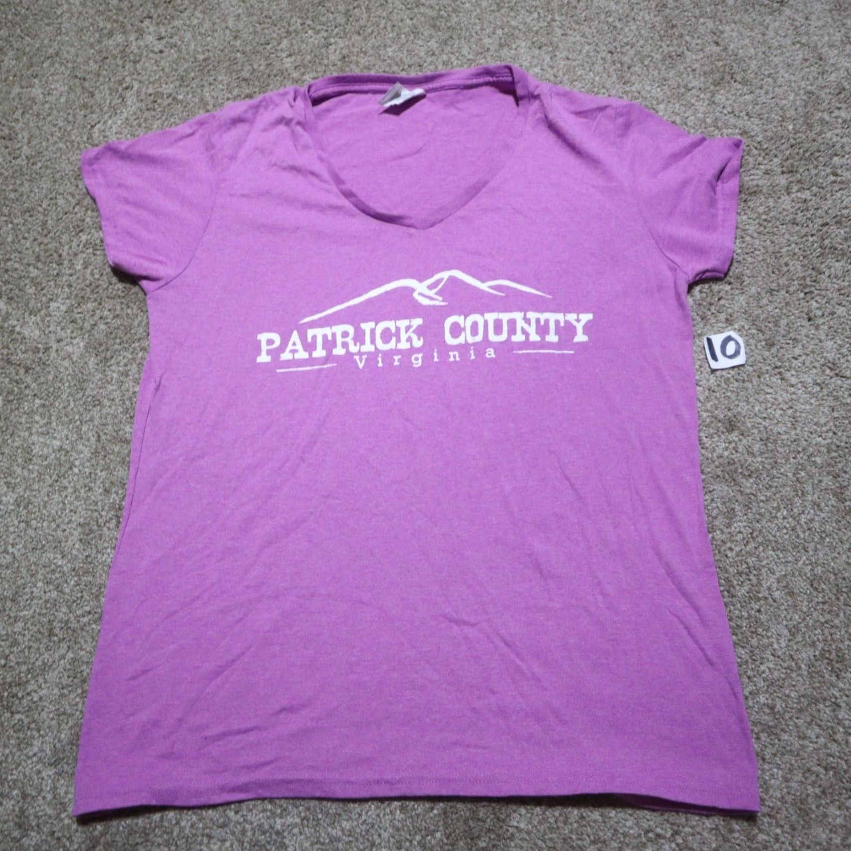 Vintage VINTAGE Patrick County Virginia VA Purple Gift T-Shirt Women Large Casual Style Size L / US 10 / IT 46 - 2 Thumbnail