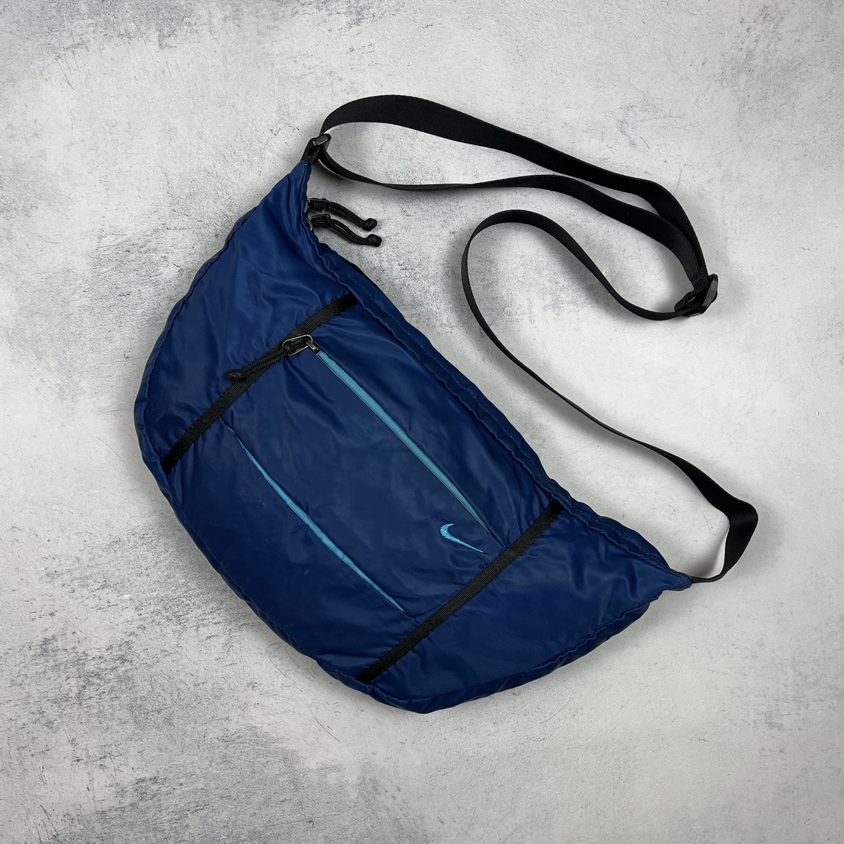 Nike × Streetwear × Vintage Vintage 90's Nike Y2K Crossbody Sling
