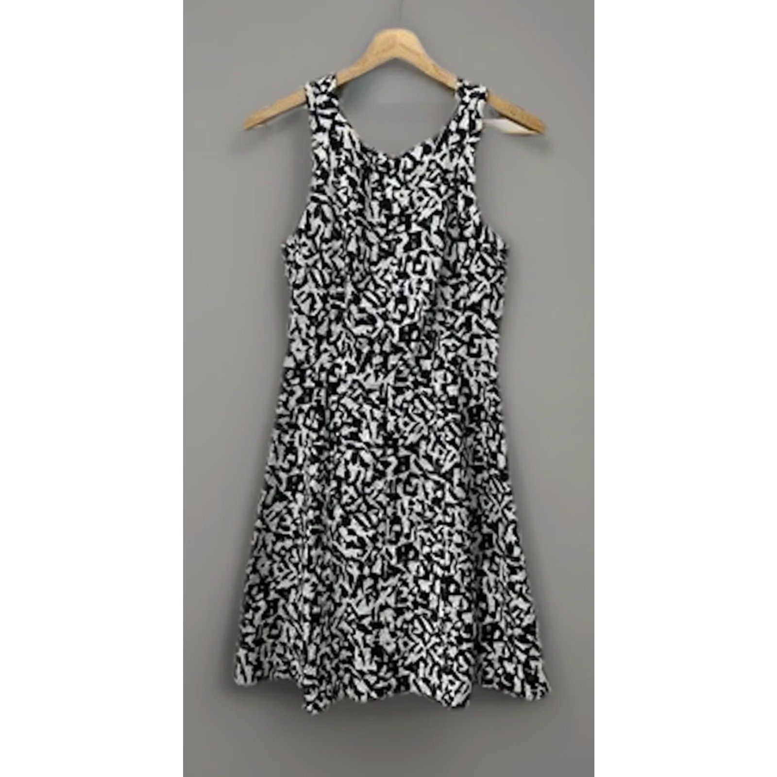Theory Womens Theory Black/White Floral CrewNeck Sleeveless Above Knee Sheath Dress S Regular Size 00? Size S / US 4 / IT 40 - 2 Thumbnail