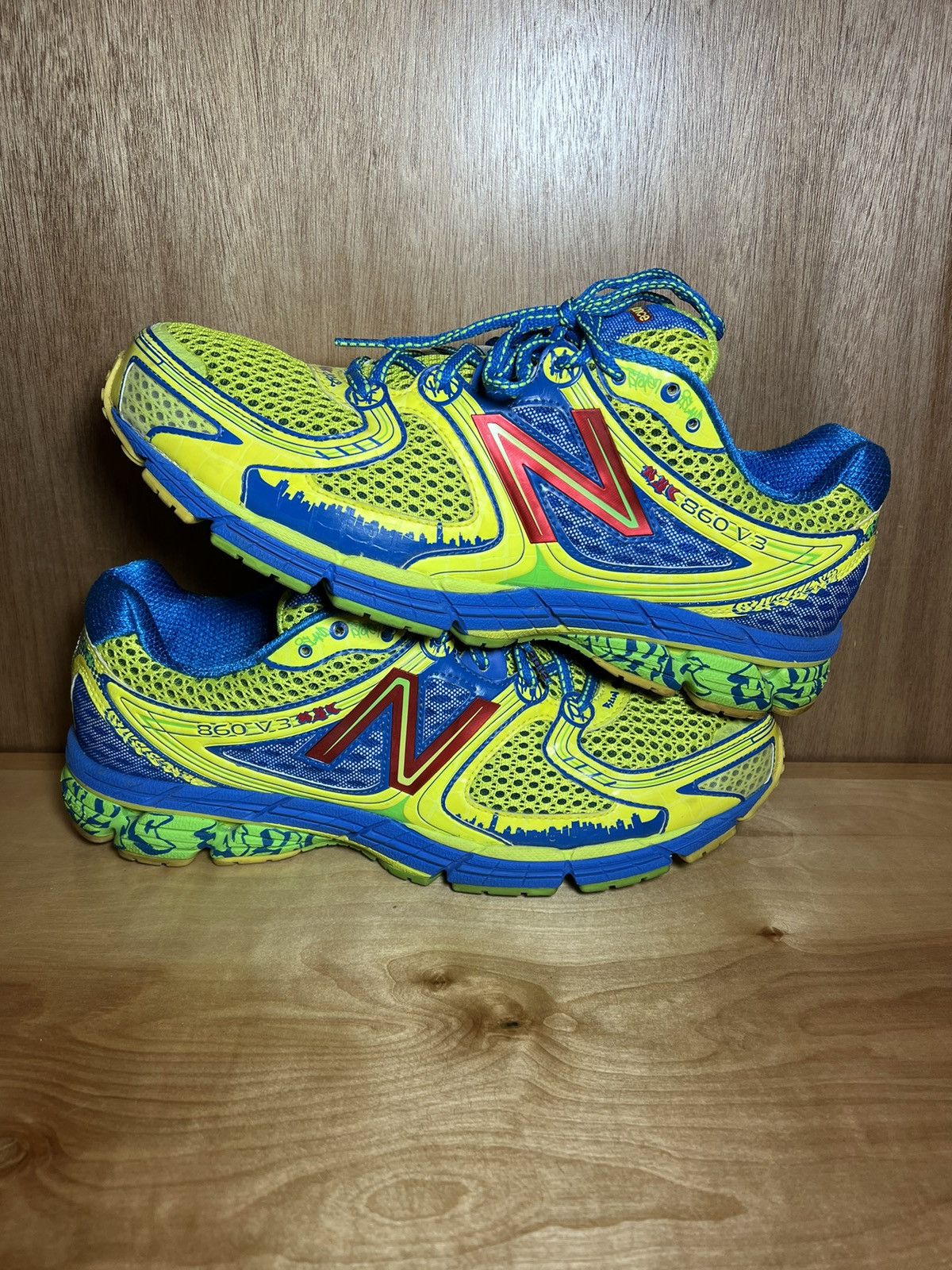 New Balance Size 14 - NYC Marathon New Balance 2012 - no insoles Size US 14 / EU 47 - 1 Thumbnail