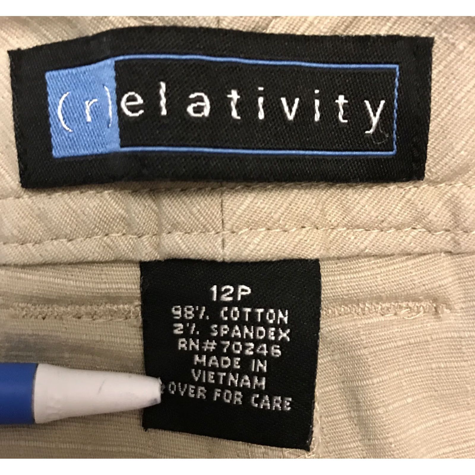 Vintage Relativity Capri Pants Womens Petite 12P Tan Khaki Pockets Casual 208 Size 34" / US 12 / IT 48 - 4 Thumbnail
