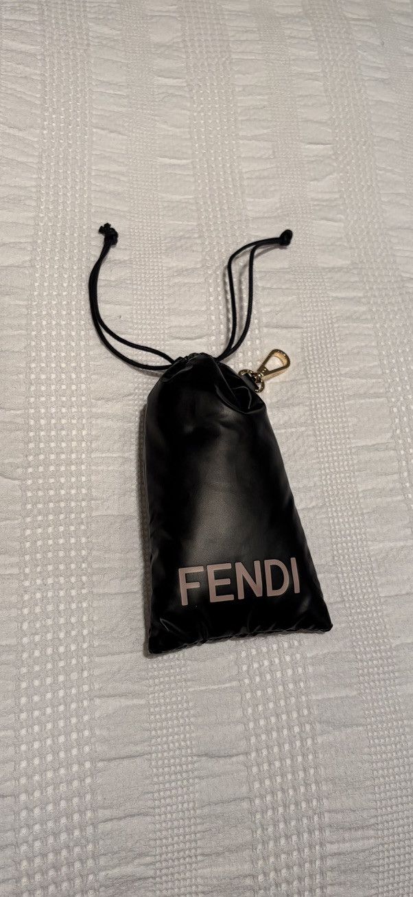 Fendi Fendi O'Lock FE40079U Navigator Sunglasses — Silver/Gray Size ONE SIZE - 11 Thumbnail