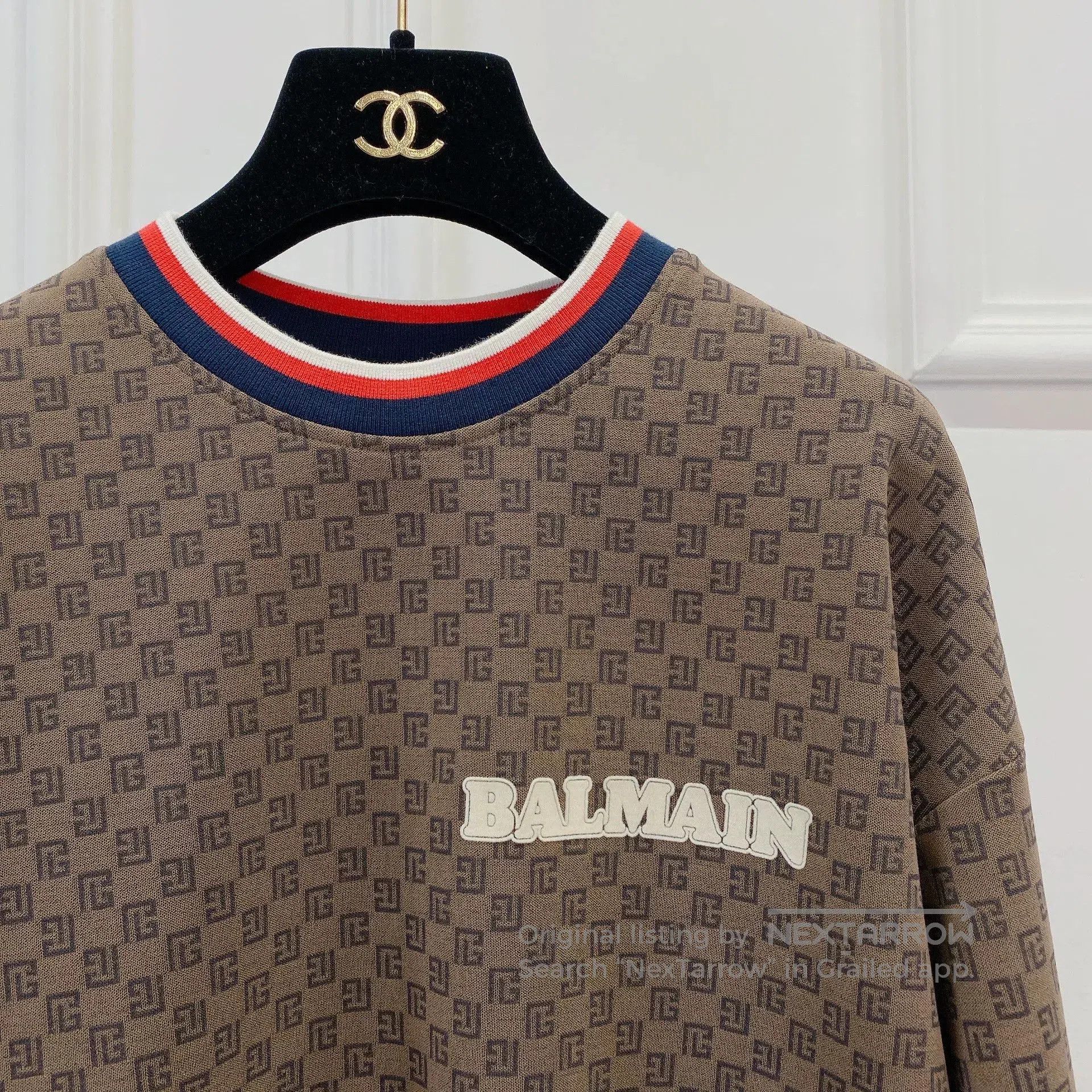 Balmain balmain cropped top with logo detail. Size US M / EU 48-50 / 2 - 4 Thumbnail