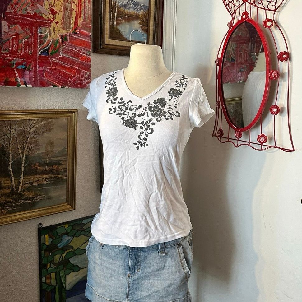 Other unity world wear floral black white graphic shirt Size M / US 6-8 / IT 42-44 - 1 Thumbnail