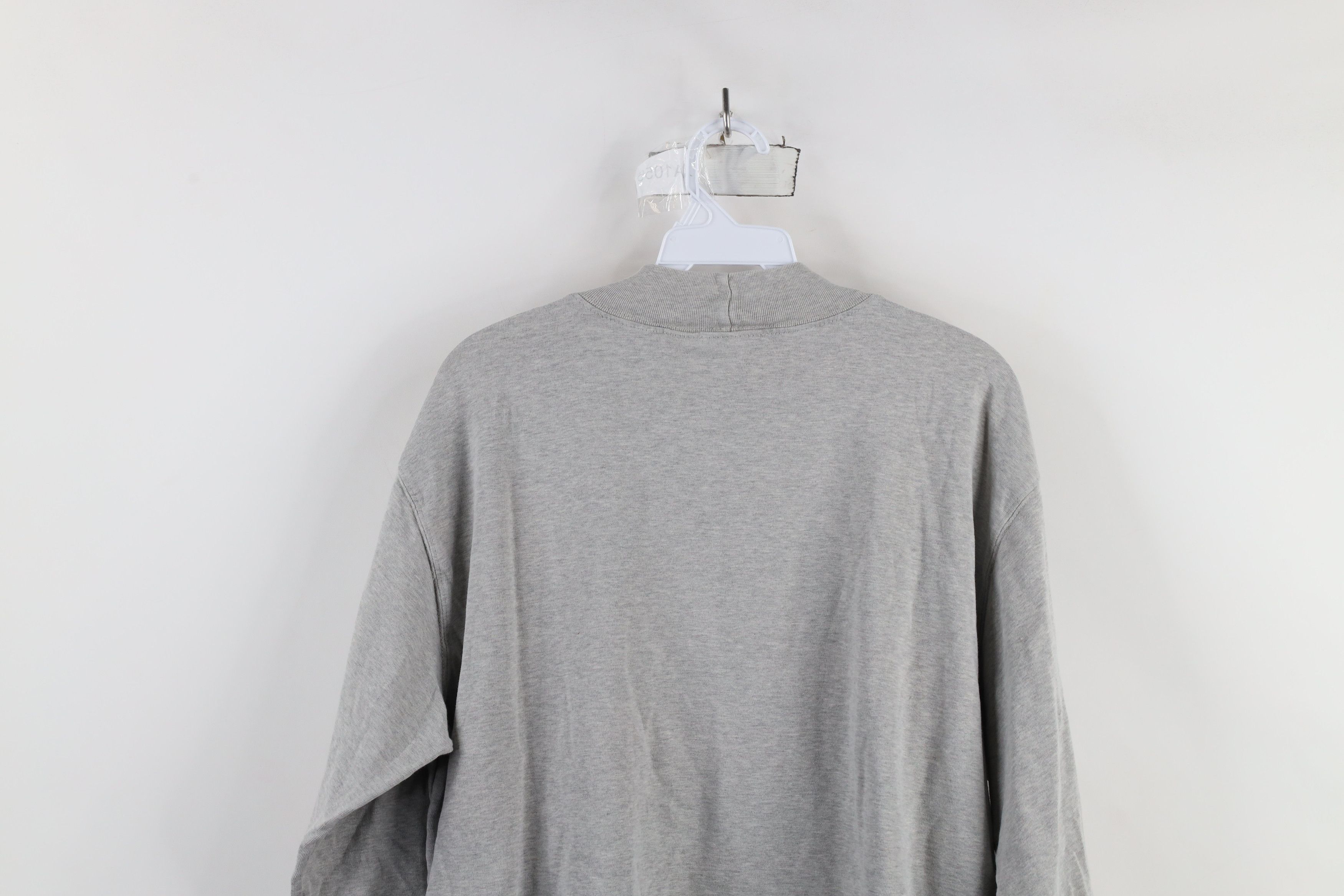 Eddie Bauer Vintage 90s Eddie Bauer Distressed Mock Neck T-Shirt Gray Size US M / EU 48-50 / 2 - 13 Thumbnail