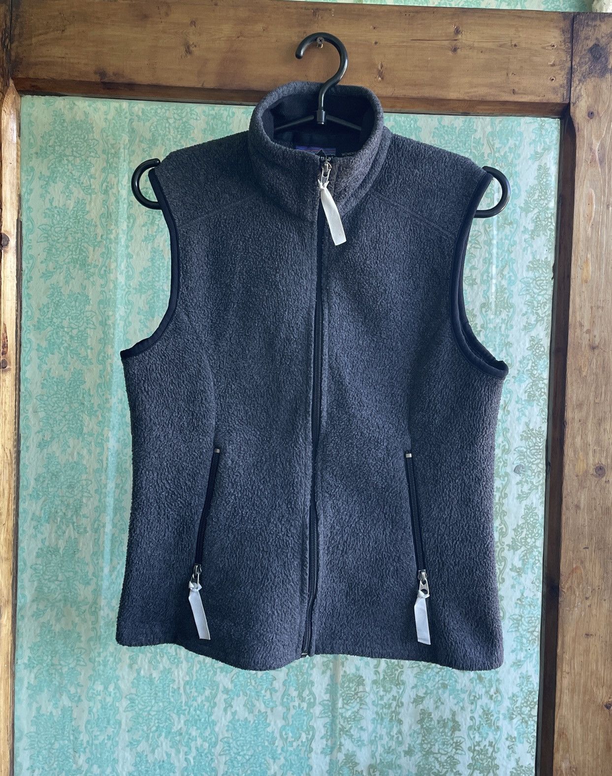 Patagonia Patagonia Synchilla Vintage Women’s Fleece Vest Size S Size S / US 4 / IT 40 - 1 Thumbnail