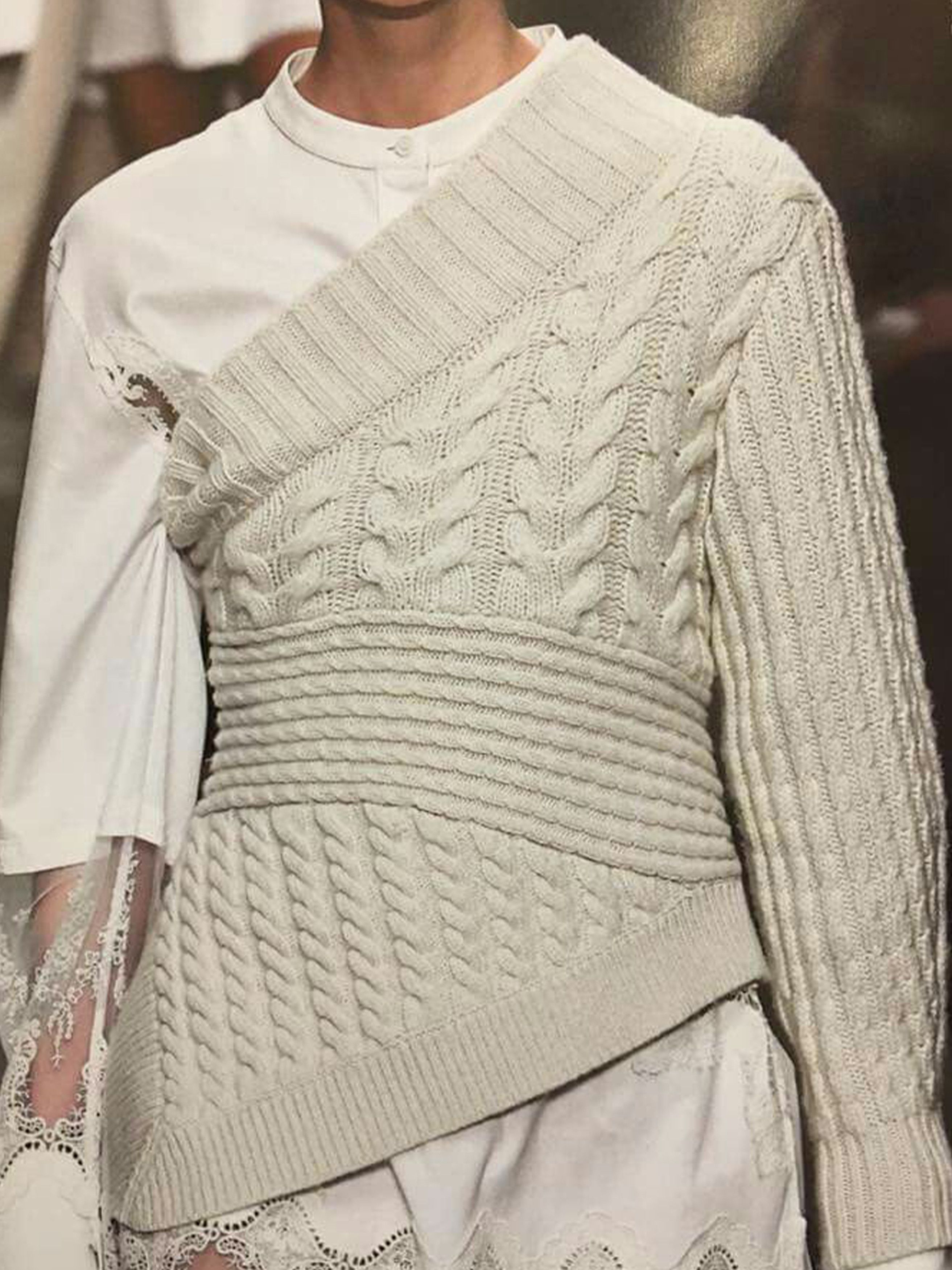 Burberry AW17 Burberry One Shoulder Cable Knit Sweater M Cashmere Size M / US 6-8 / IT 42-44 - 11 Thumbnail