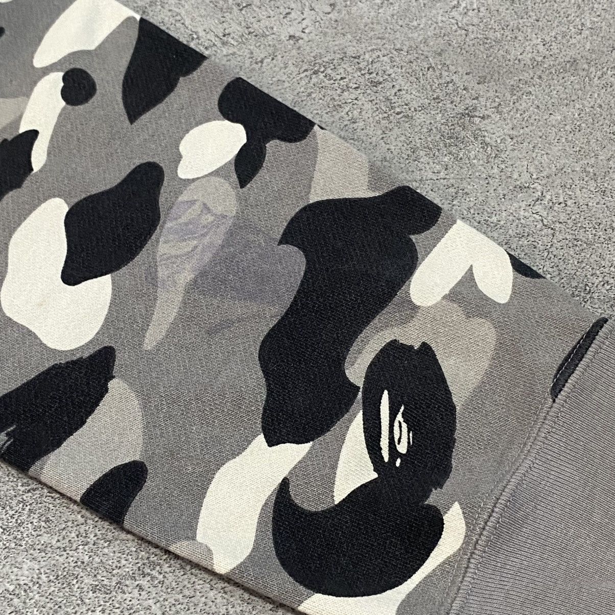 Bape Bape Zip Hoodie Gray Snow Camo Pirate Size US L / EU 52-54 / 3 - 6 Thumbnail