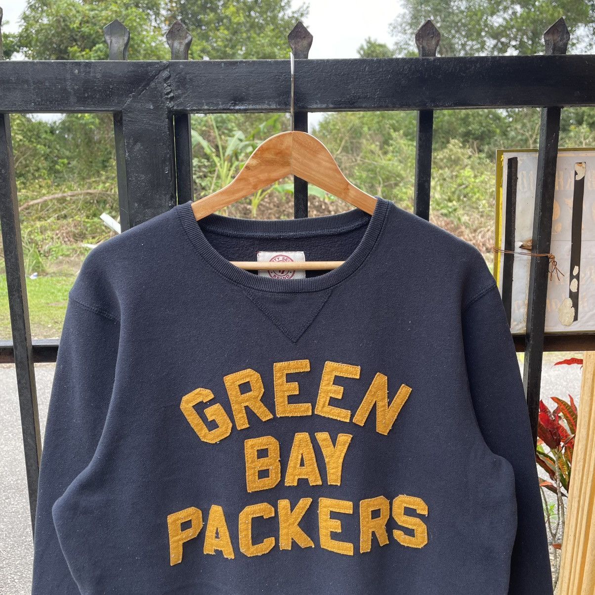 NFL 🔥Vintage Green Bay Packers Embroidered Spellout Sweatshirts Size US M / EU 48-50 / 2 - 4 Thumbnail