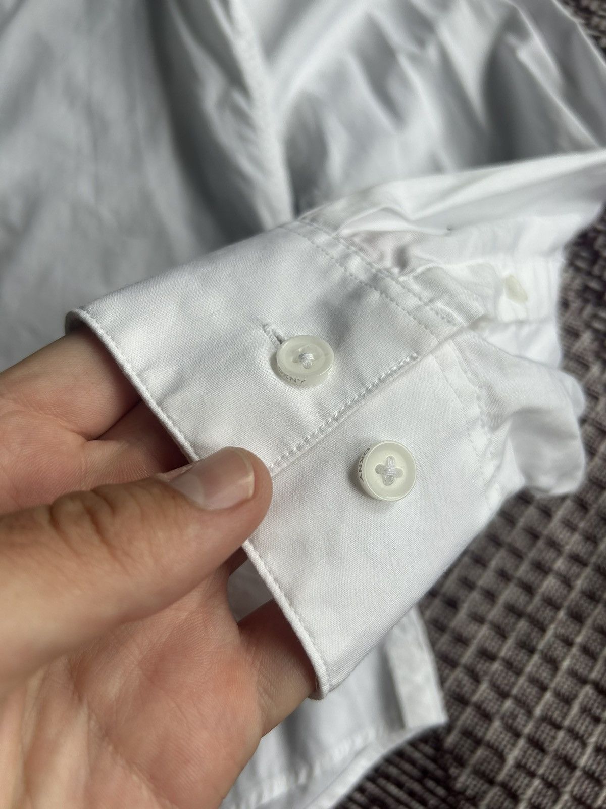 DKNY DKNY Classic White Shirt Solid Style Size Medium Size US M / EU 48-50 / 2 - 5 Thumbnail