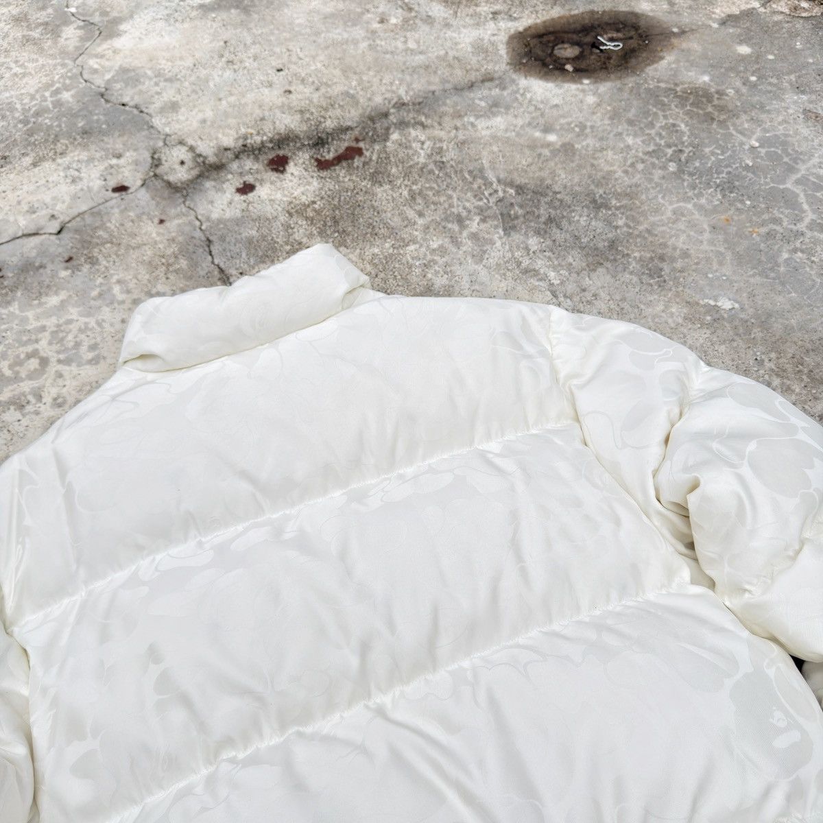 Bape Bape TONAL SOLID CAMO White Puffer Down Jacket Size US M / EU 48-50 / 2 - 9 Thumbnail