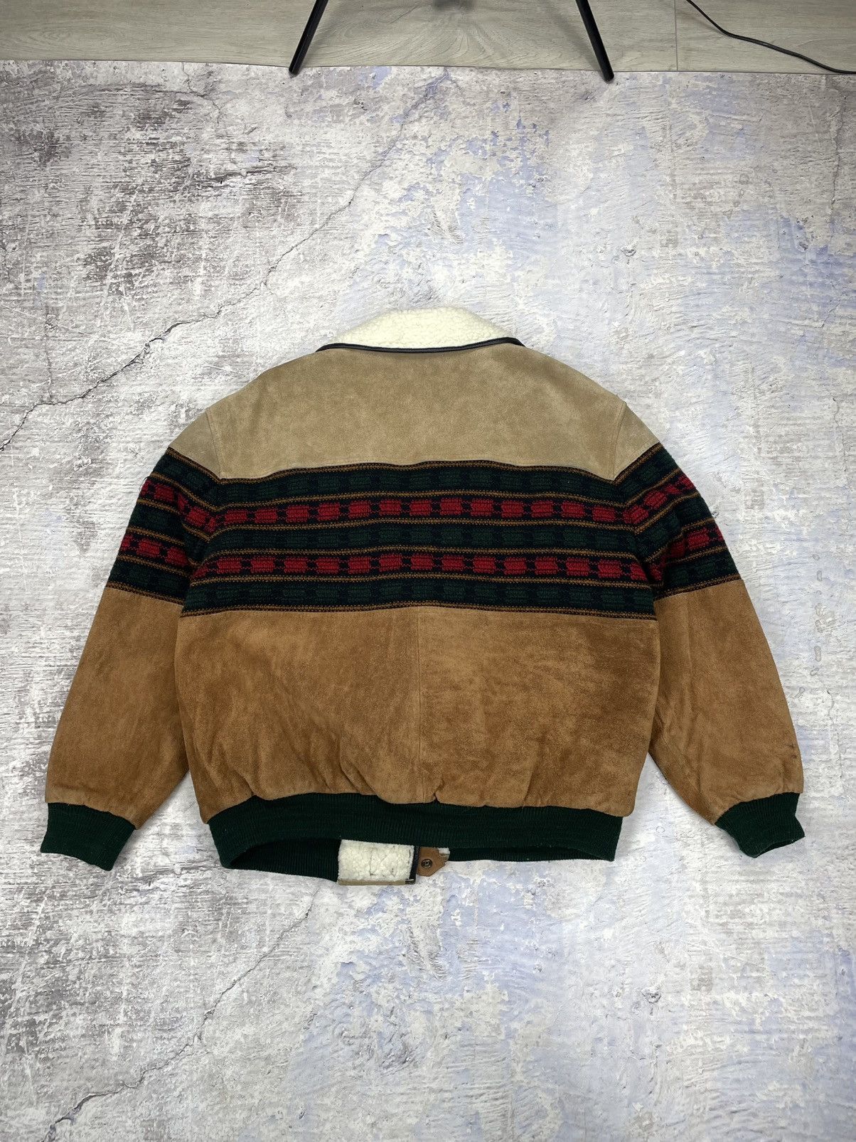 Vintage C&A Navajo Aztek Print jacket sheep skin suede Size US M / EU 48-50 / 2 - 8 Thumbnail