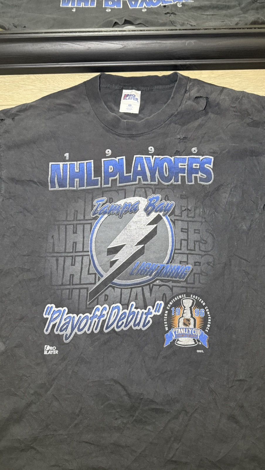 Nutmeg Vintage / Y2K 1990s Nutmeg Tampa Bay Lightning NHL Shirt Size US XL / EU 56 / 4 - 2 Thumbnail
