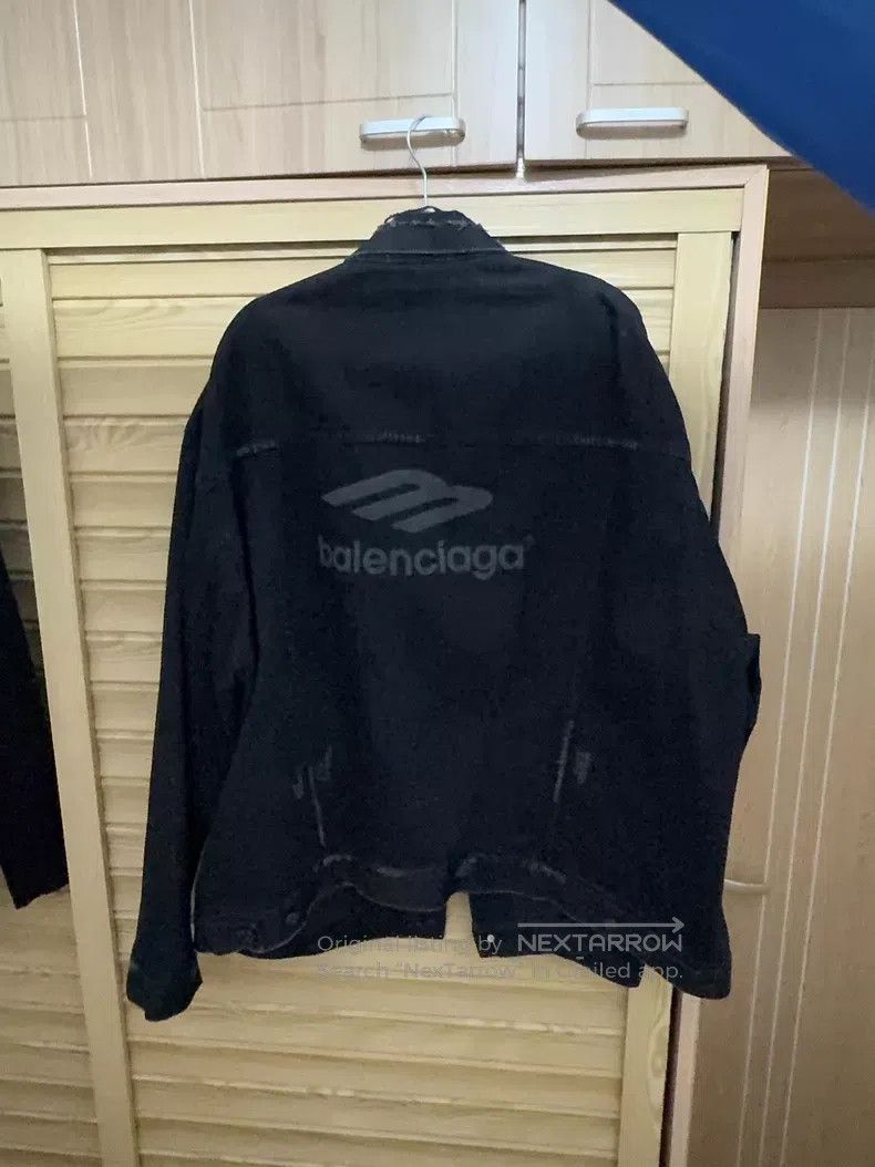 Balenciaga Balenciaga Distressed Denim Jacket Size US M / EU 48-50 / 2 - 2 Thumbnail