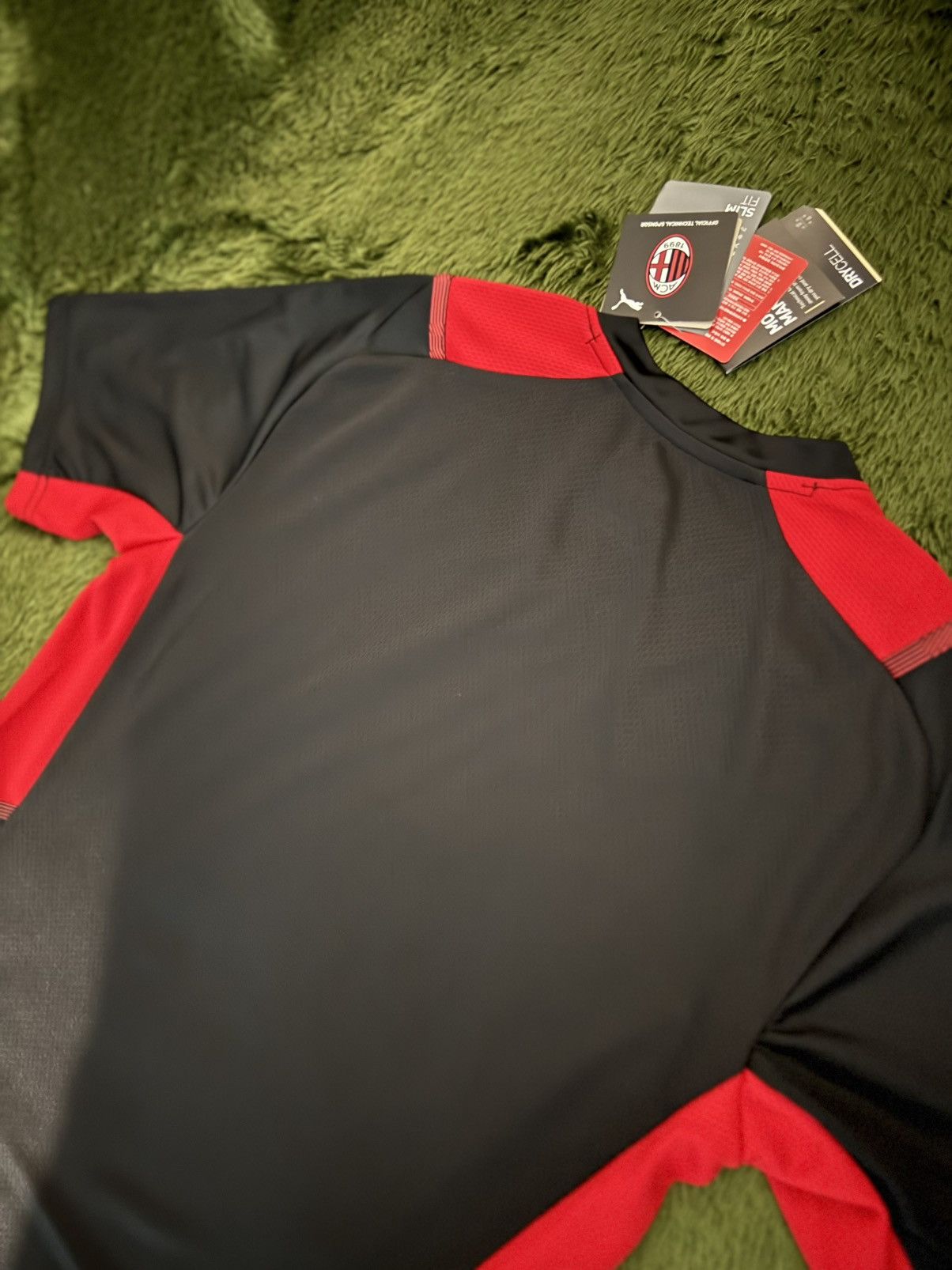 Puma [S] Puma AC Milan DRYCELL Performance Training Jersey Size US S / EU 44-46 / 1 - 8 Thumbnail