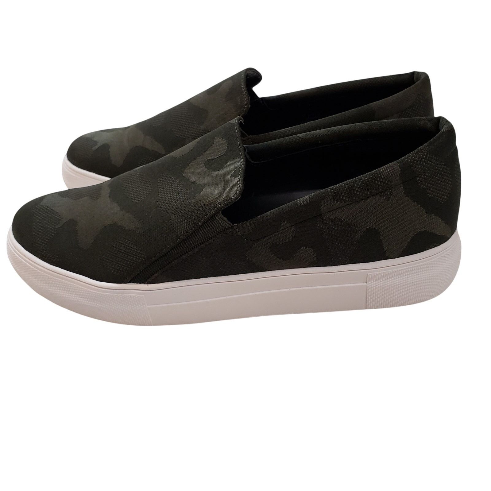 Vince Camuto Vince Camuto Sneakers Women 9M 40 Slip On Korli 2 Camo Green Size US 9 / IT 39 - 3 Thumbnail