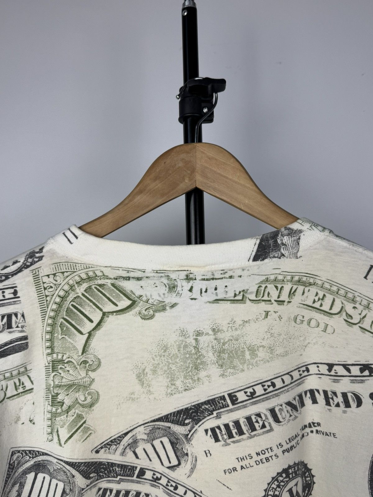 Rap Tees × Vintage Vintage 90s 100 Dollar Bill Benjamin Money Overprint Tshirt Size US L / EU 52-54 / 3 - 5 Thumbnail