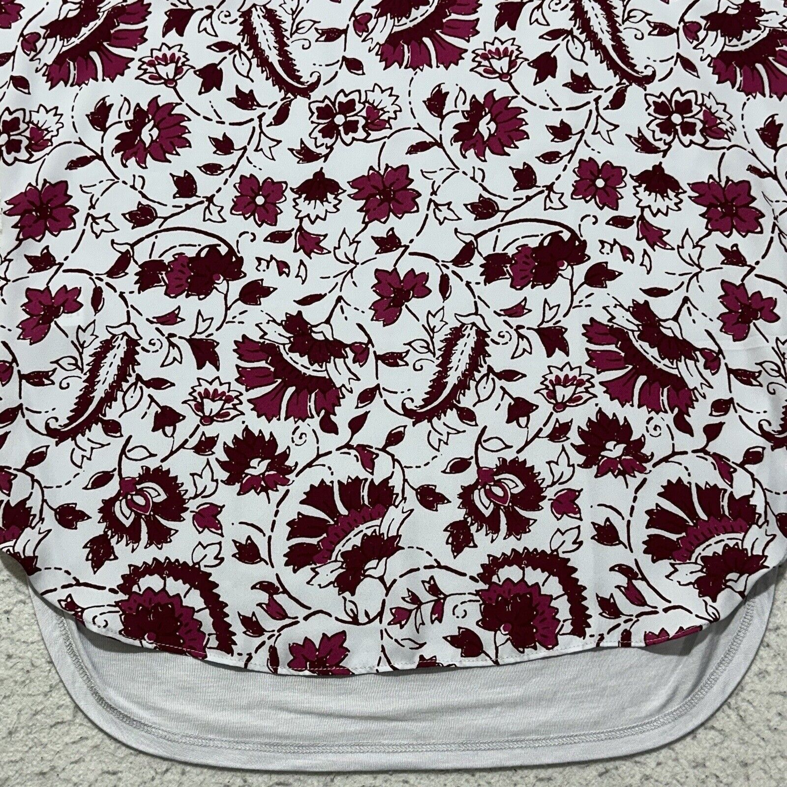 Loft LOFT Outlet Women's Petite Small V-Neck Top Knit + Woven Size S / US 4 / IT 40 - 7 Thumbnail