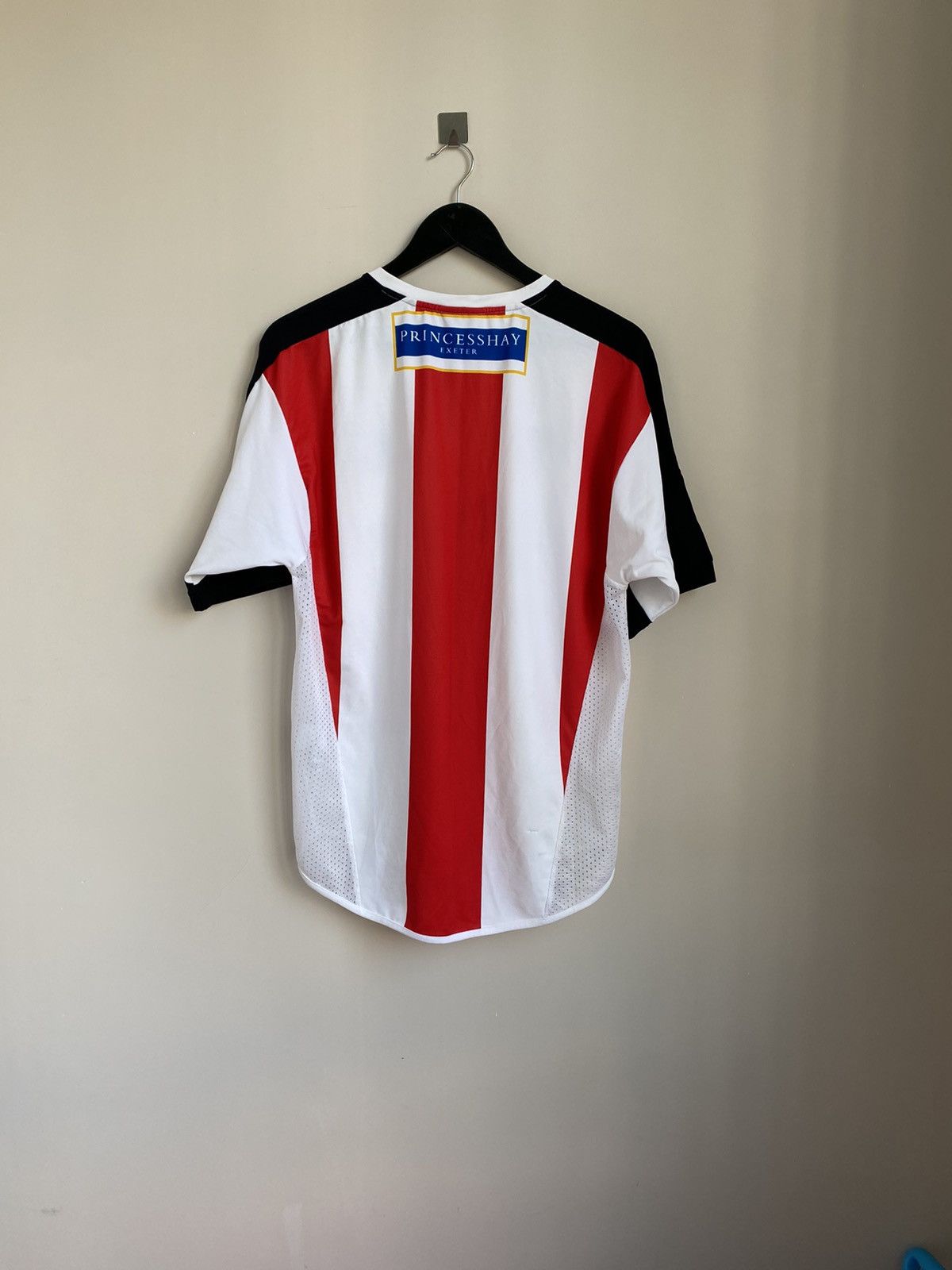 Other EXETER CITY 2006/2008 HOME FOOTBALL SHIRT VINTAGE JERSEY Size US M / EU 48-50 / 2 - 6 Thumbnail