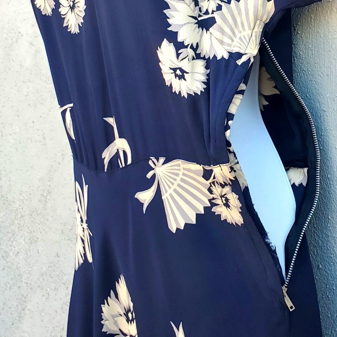 Vintage 1930s Navy Floral Fan Dress Size 8 Draped Neckline Batwing S Size M / US 6-8 / IT 42-44 - 6 Thumbnail