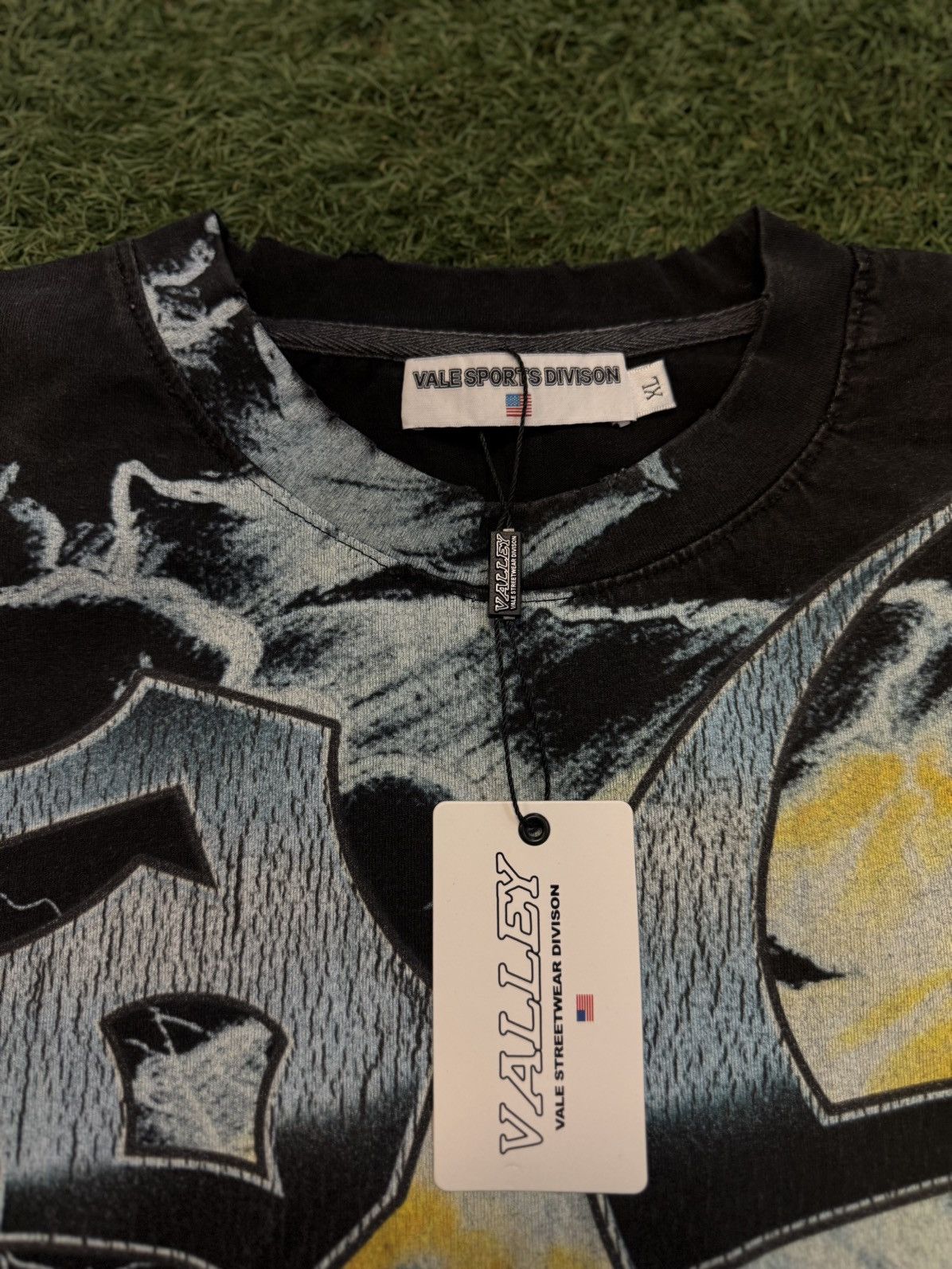 Vale Vale Carnival Tee Shirt Size XL Brand New Size US XL / EU 56 / 4 - 5 Thumbnail
