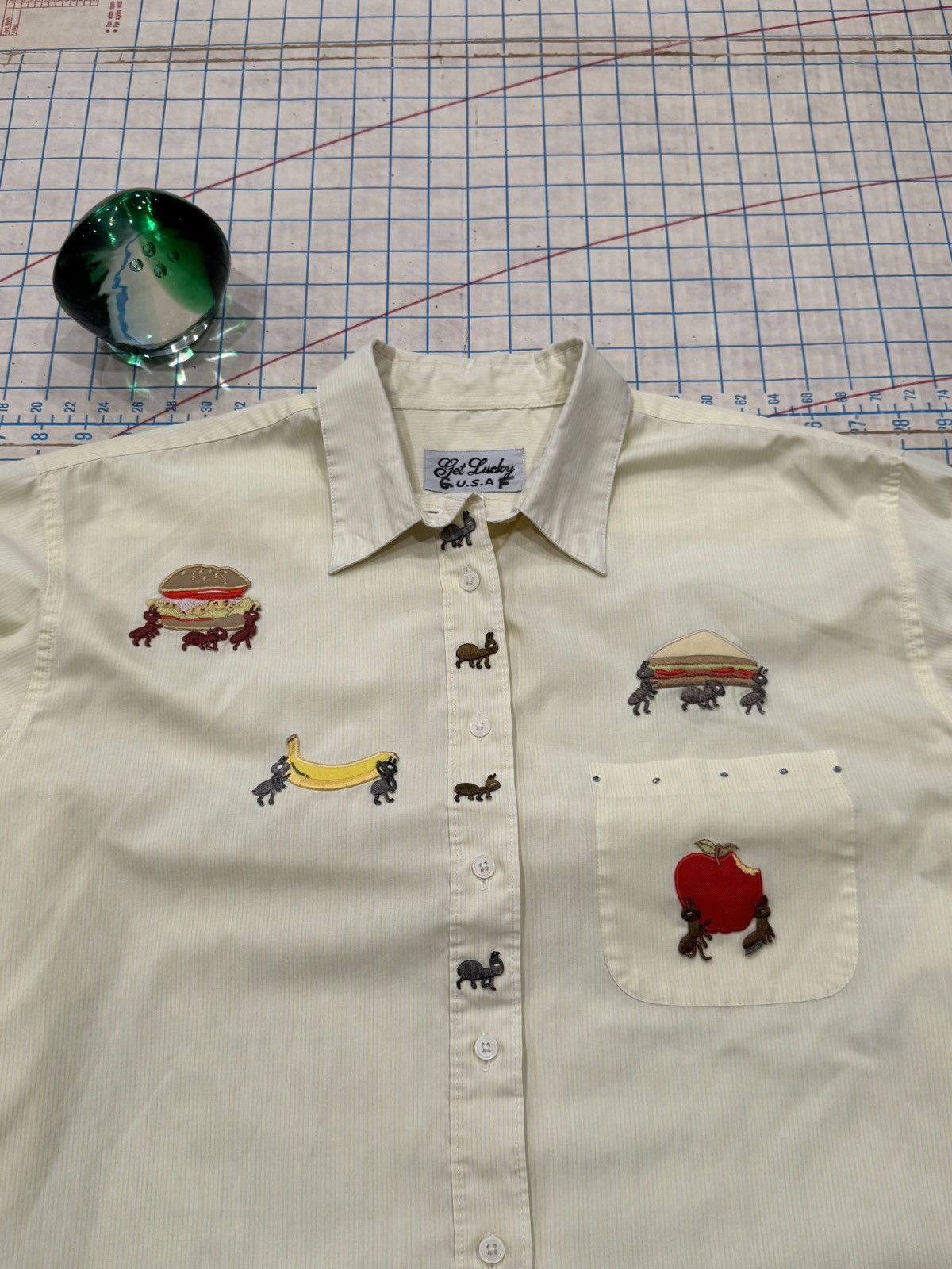 Vintage Vintage Get Lucky Ant Patches Button Up Shirt Yellow Size L Size US L / EU 52-54 / 3 - 3 Thumbnail