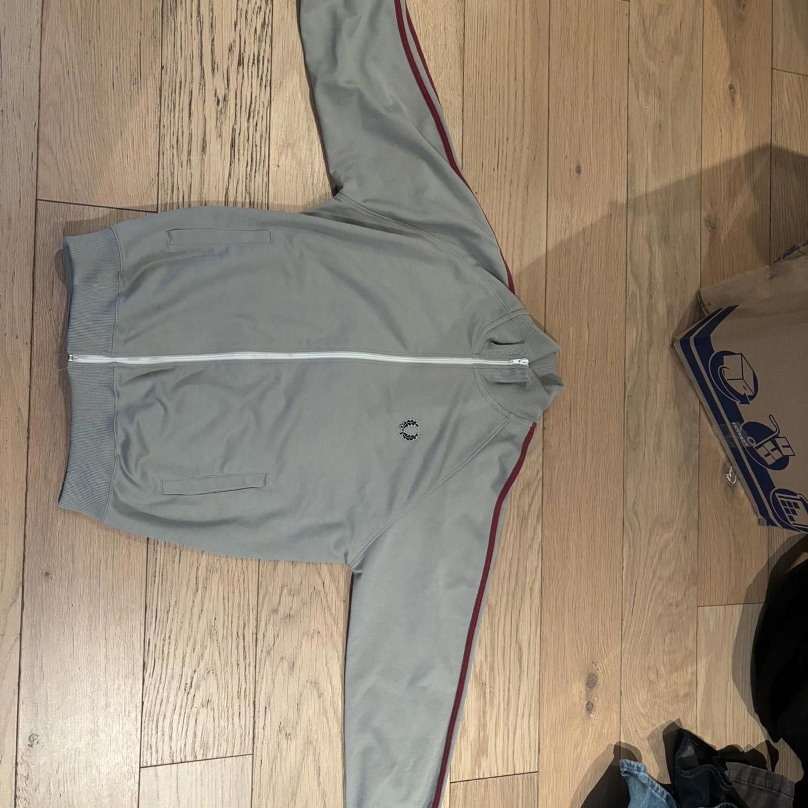Fred Perry Fred Perry Track Jacket – Light Gray/Red Size US L / EU 52-54 / 3 - 3 Thumbnail