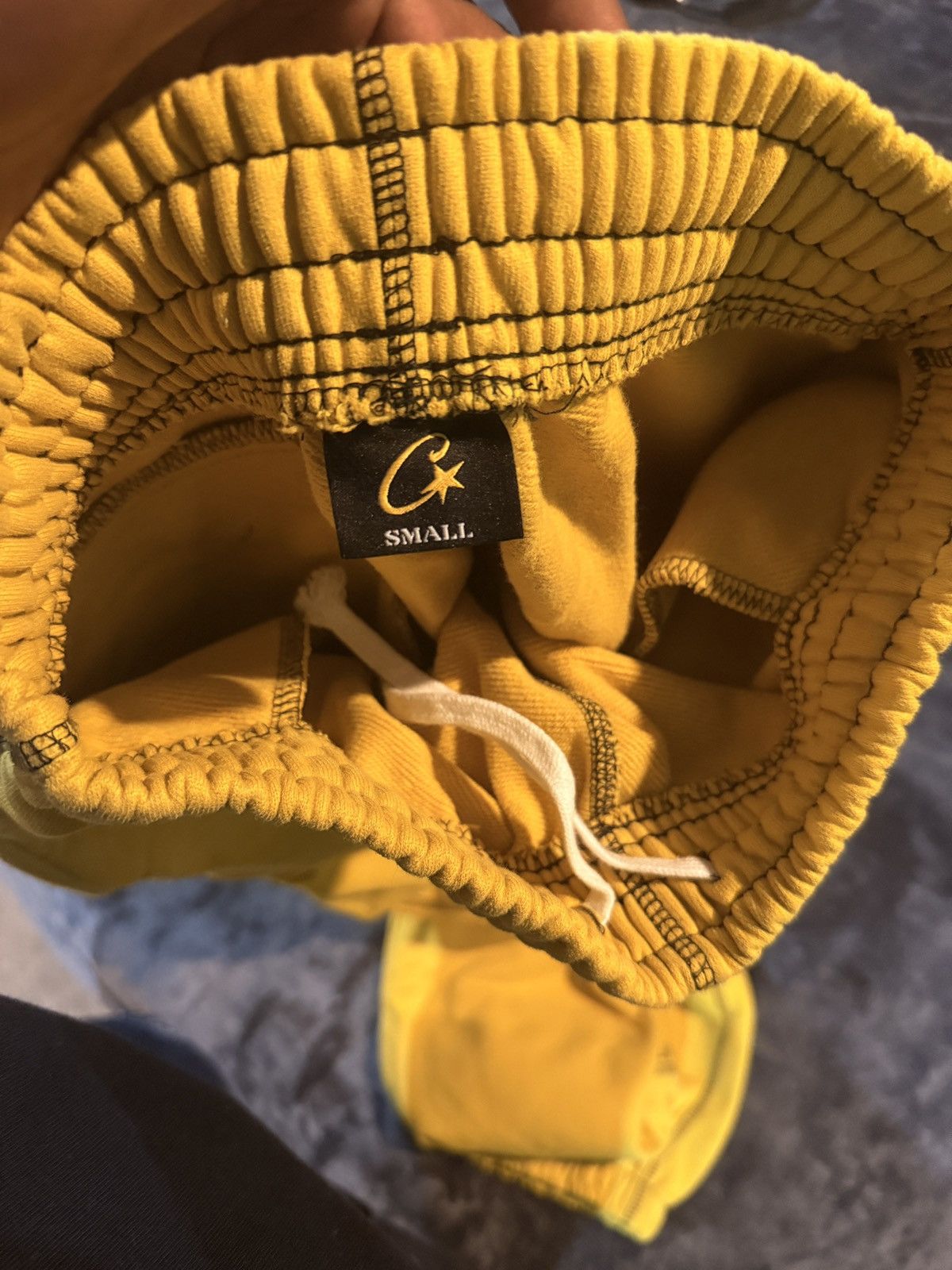Corteiz Corteiz Alcatraz Yellow Joggers Size US 30 / EU 46 - 3 Thumbnail